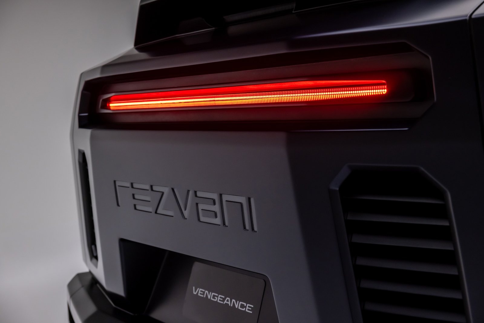 'Khủng long' Rezvani Vengeance xuất hiện tại Hà Nội: Hầm hố như xe quân sự, tùy chọn chống đạn, giá ngang siêu xe- Ảnh 10.