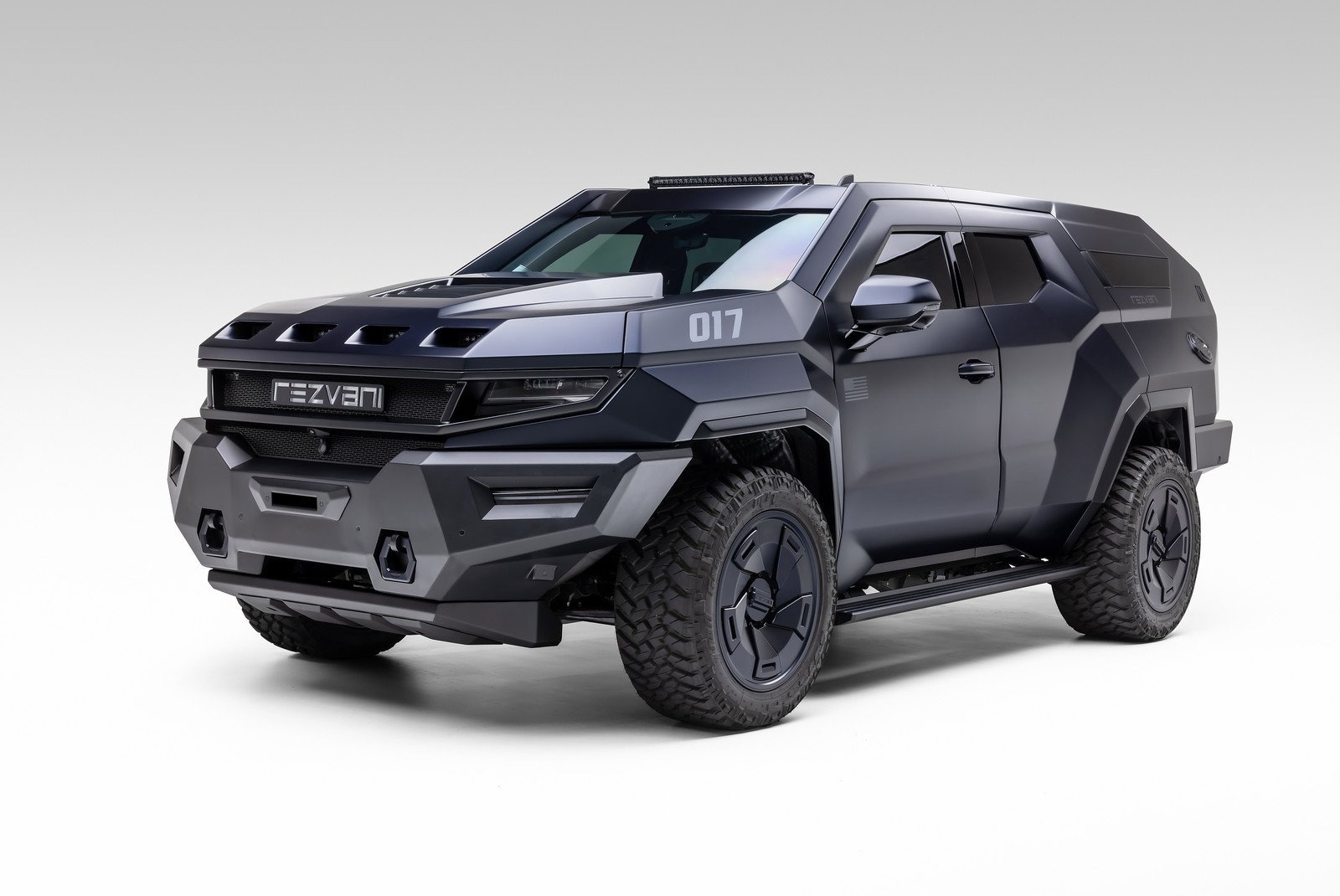 'Khủng long' Rezvani Vengeance xuất hiện tại Hà Nội: Hầm hố như xe quân sự, tùy chọn chống đạn, giá ngang siêu xe- Ảnh 3.
