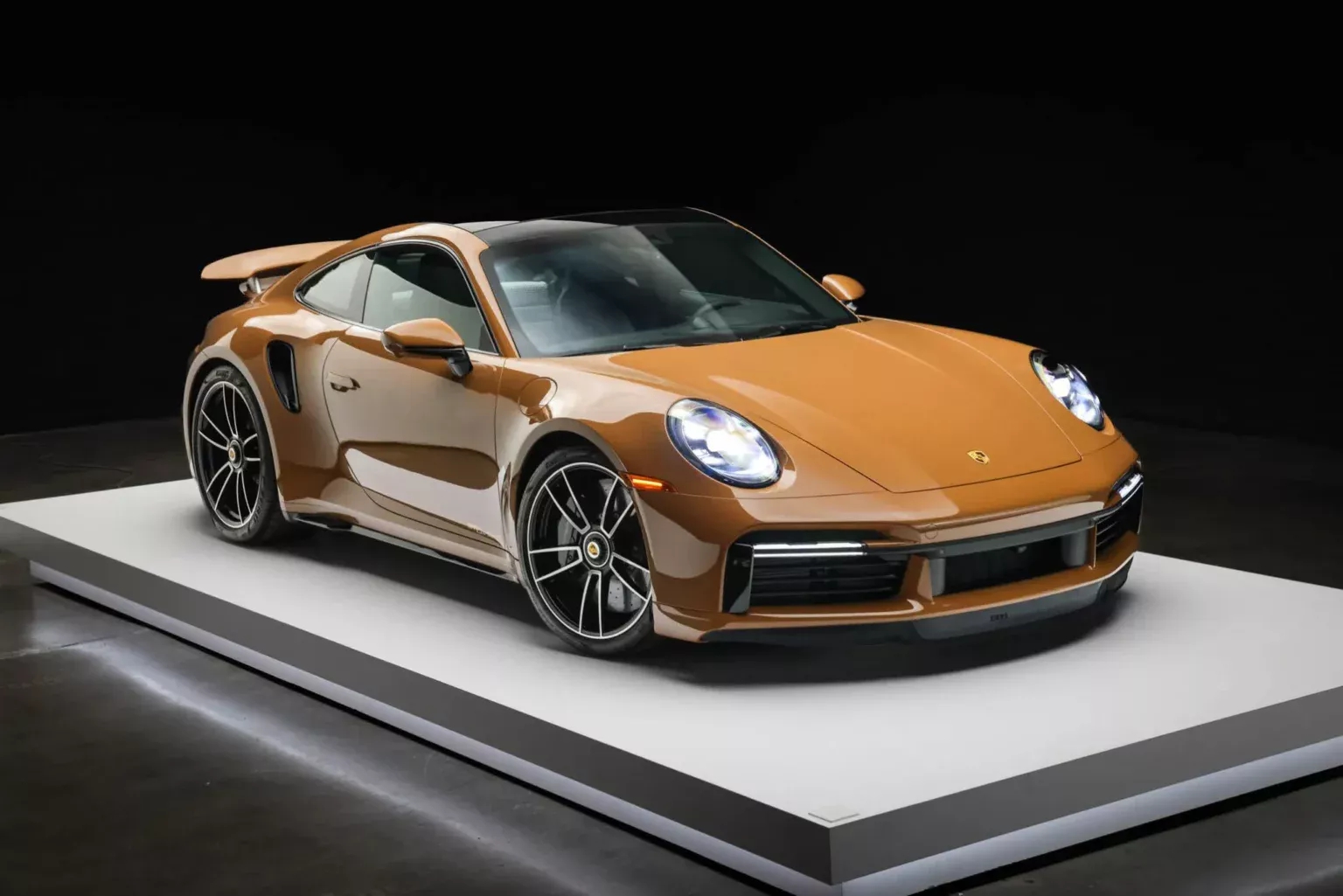 Người giàu chơi xe thế này thì càng giàu: Chủ xe Porsche 911 đi rồi bán lại vẫn lãi gần 700 triệu đồng nhờ 2 yếu tố- Ảnh 6.