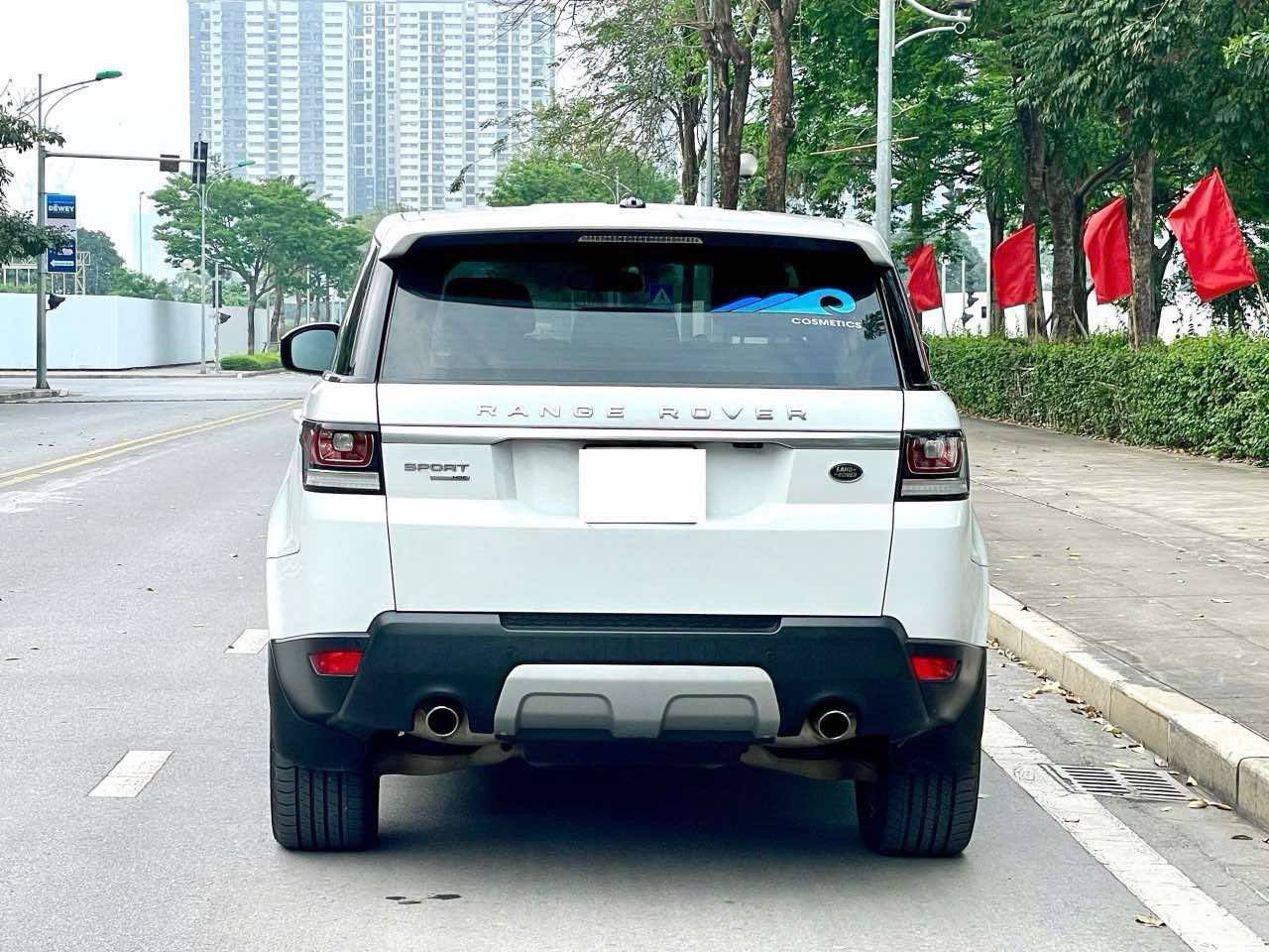 Đây là chiếc Range Rover dành cho dân chơi thích trải nghiệm nhưng chỉ đủ tiền tậu Mercedes C 200- Ảnh 4.
