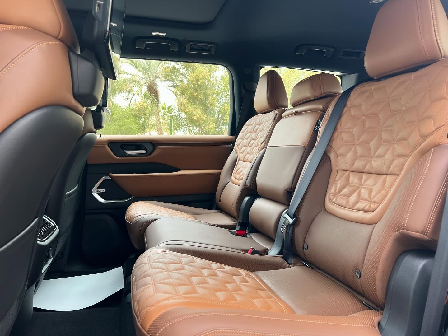Đại lý chấp nhận trả cọc Nissan Patrol, vẫn để ngỏ khả năng xe về nước, nhưng có khách 'nản lòng' quay sang mua xe khác- Ảnh 5.