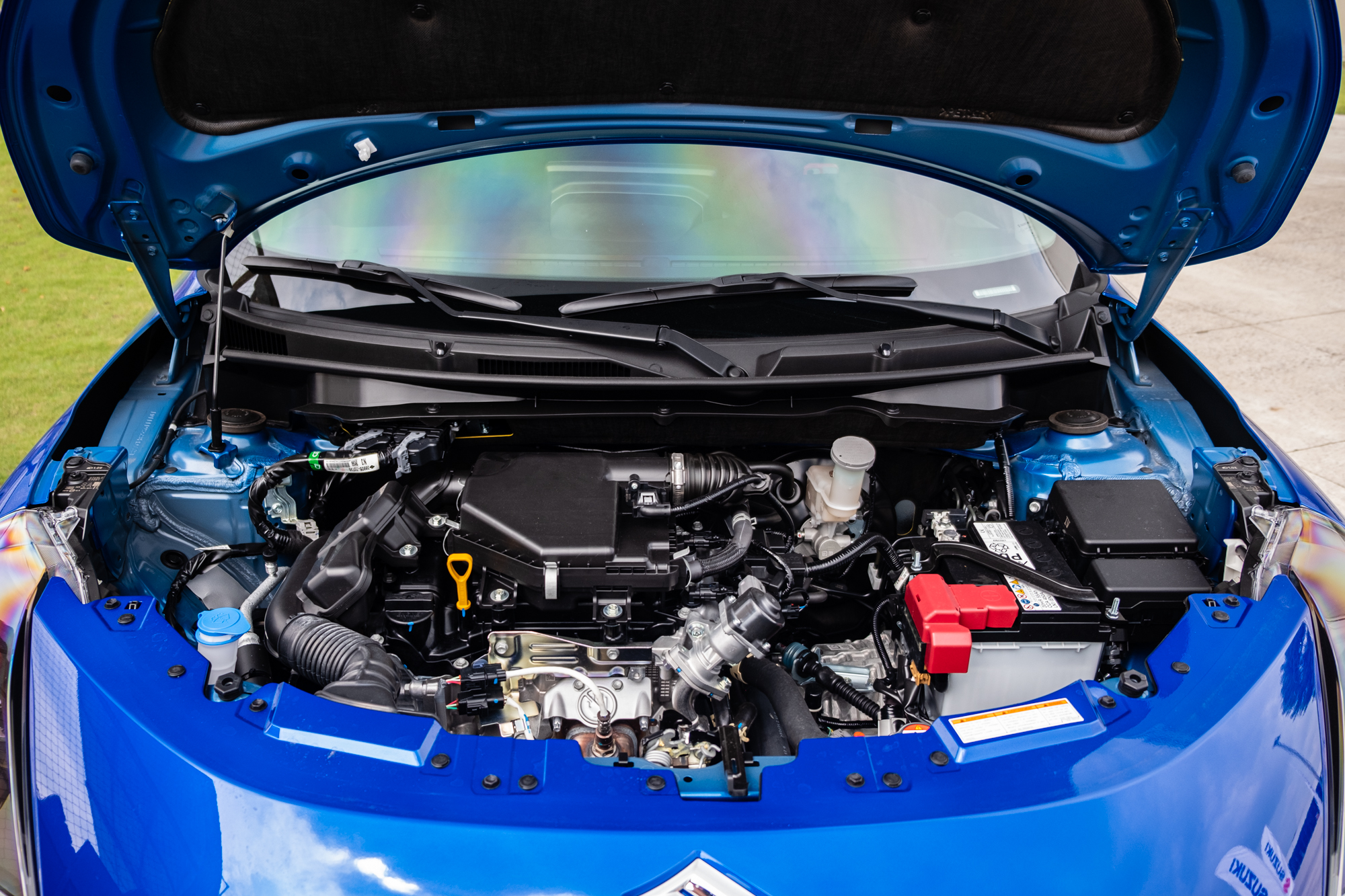 Suzuki Swift 2025 ra mắt Việt Nam: Giá 569 triệu, máy hybrid, 6 tính năng ADAS, đấu Mazda2 hatchback- Ảnh 7. Suzuki Swift 2025 ra mắt Việt Nam: Giá 569 triệu, máy hybrid, 6 tính năng ADAS, đấu Mazda2 hatchback- Ảnh 7.