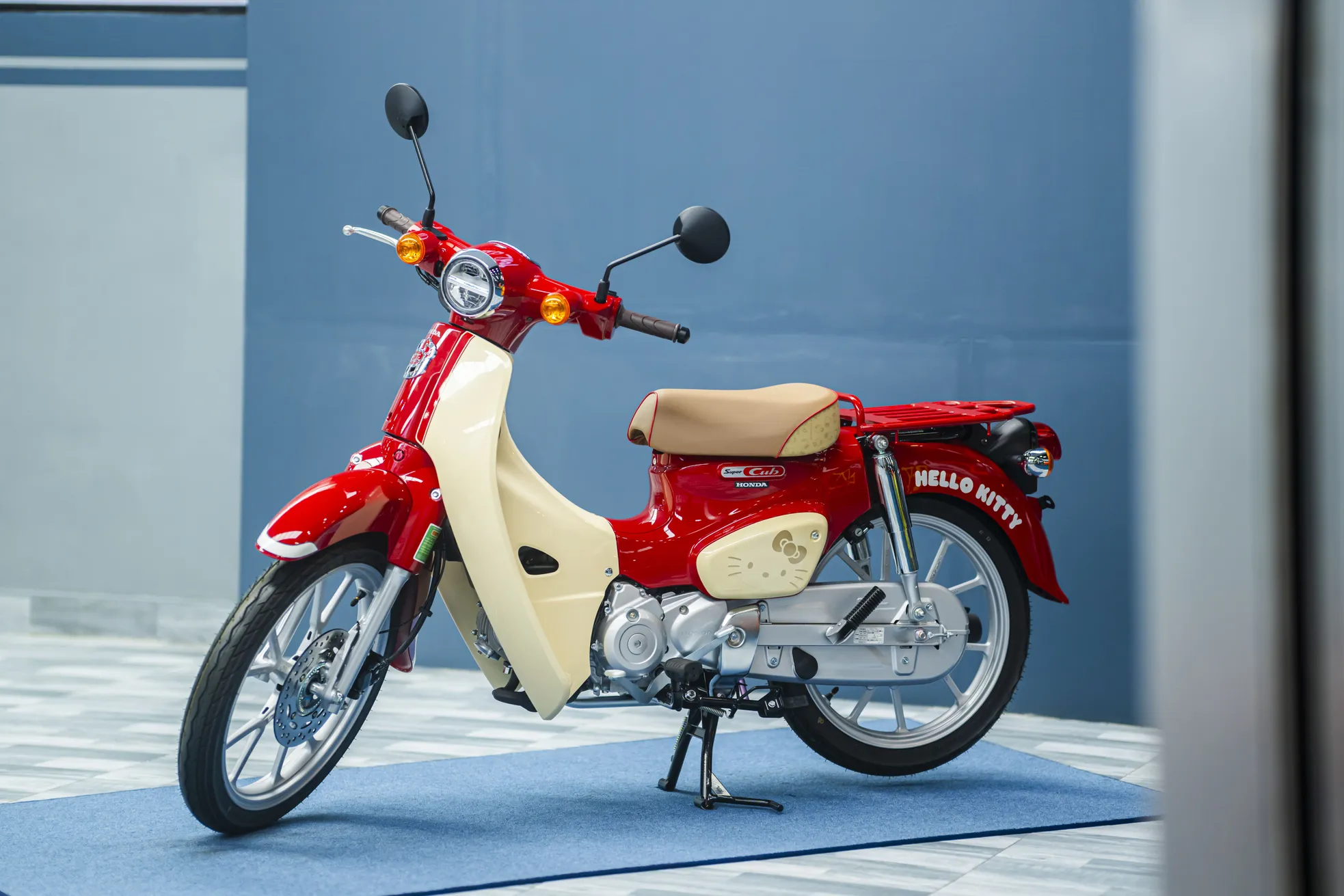 Honda Super Cub bản giới hạn được đưa về Việt Nam- Ảnh 16. Honda Super Cub bản giới hạn được đưa về Việt Nam- Ảnh 16.