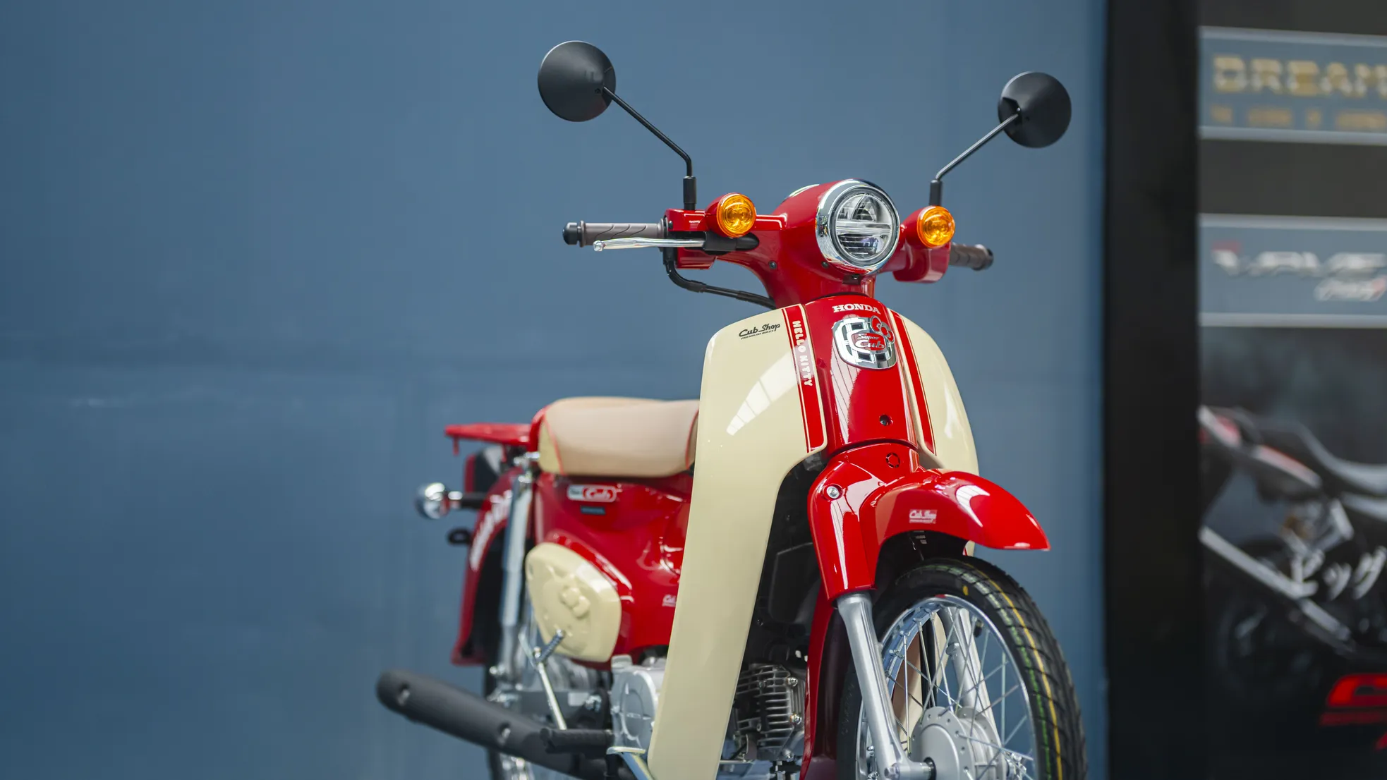 Honda Super Cub bản giới hạn được đưa về Việt Nam- Ảnh 15. Honda Super Cub bản giới hạn được đưa về Việt Nam- Ảnh 15.