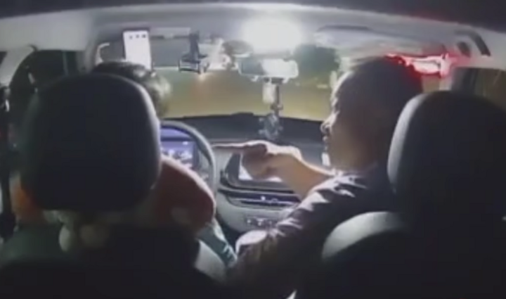 Xác minh tài xế taxi ở Nam Định bị khách hàng đánh liên tiếp vào đầu- Ảnh 1.