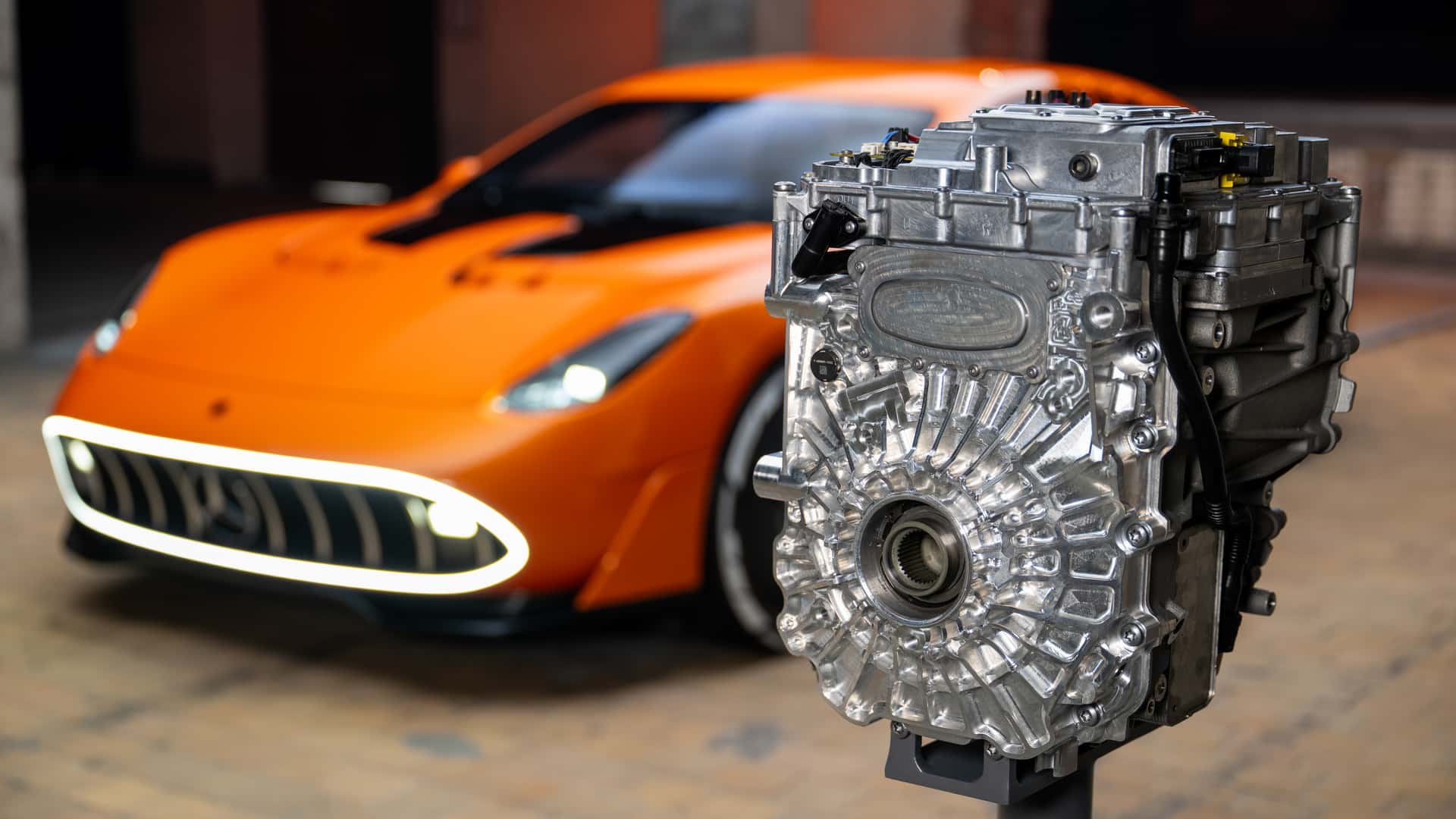 Mercedes-AMG GT đời mới này gắn loa ở đèn pha để giả một thứ tiếng mà fan xe xăng yêu thích- Ảnh 3. Mercedes-AMG GT đời mới này gắn loa ở đèn pha để giả một thứ tiếng mà fan xe xăng yêu thích- Ảnh 3.