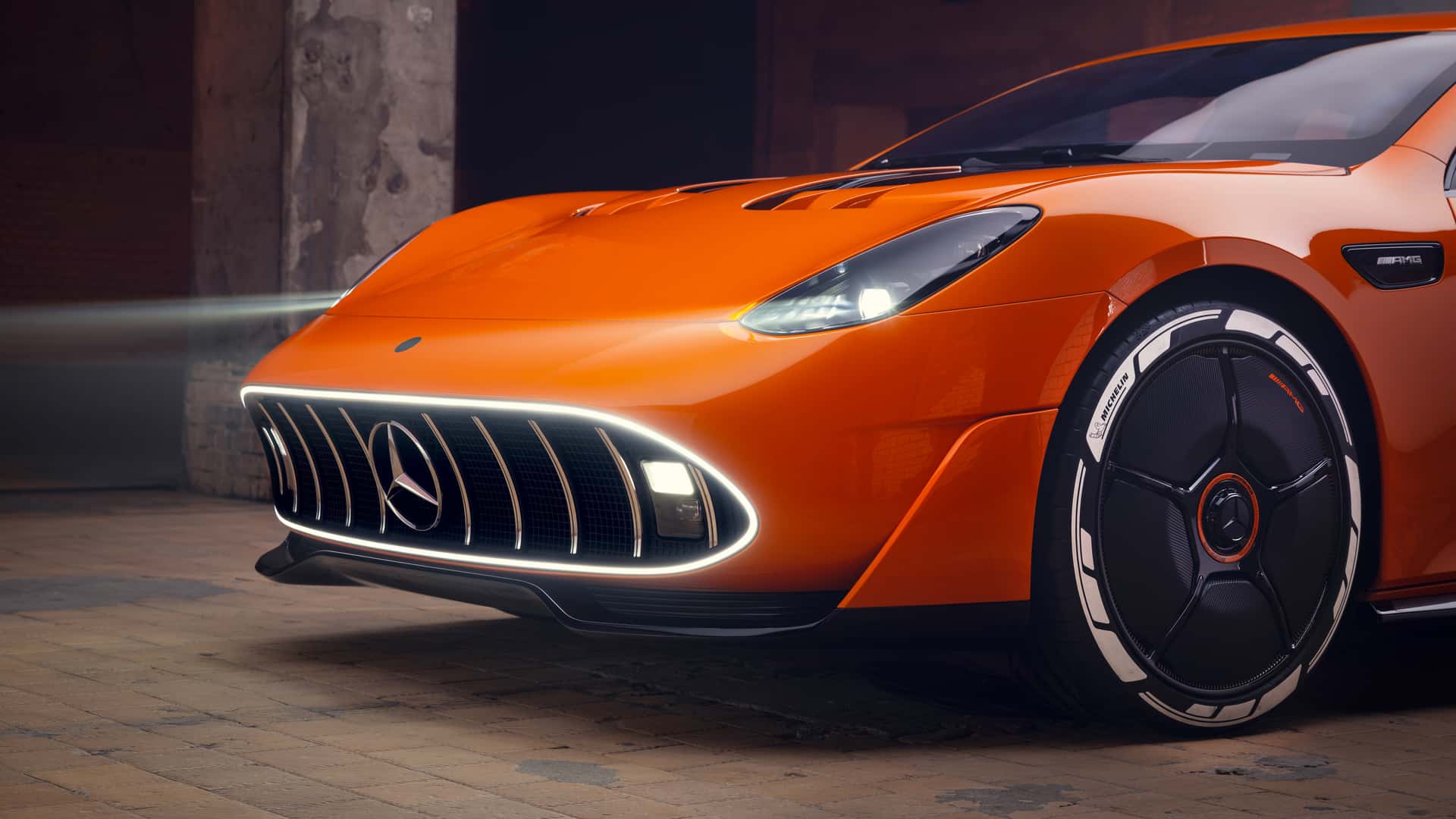 Mercedes-AMG GT đời mới này gắn loa ở đèn pha để giả một thứ tiếng mà fan xe xăng yêu thích- Ảnh 2. Mercedes-AMG GT đời mới này gắn loa ở đèn pha để giả một thứ tiếng mà fan xe xăng yêu thích- Ảnh 2.