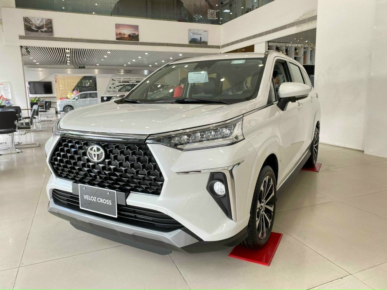 Toyota Avanza, Veloz giảm giá lăn bánh nhiều nhất 66 triệu đồng: Giá thực tế còn từ hơn 500 triệu, tăng sức cạnh tranh trước Xpander- Ảnh 5.