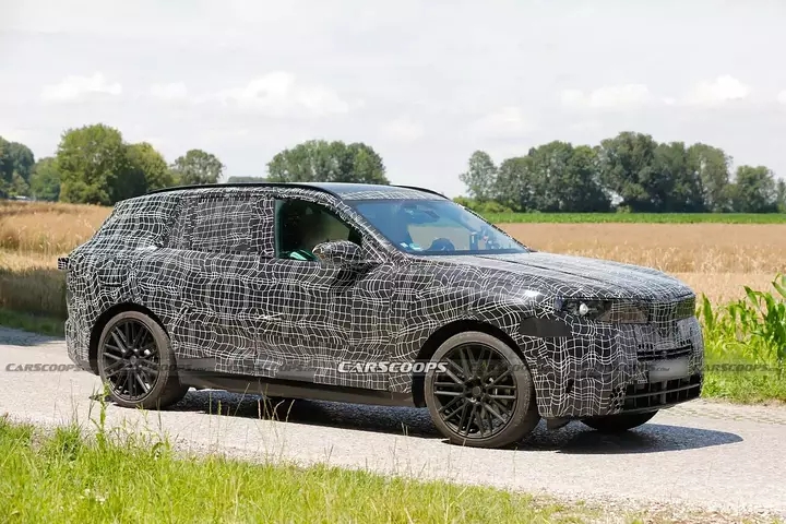 BMW X5 đời mới sẽ làm 'hoa hậu thân thiện', chiều cả fan xe xăng và điện: Nâng cấp máy V8, bản điện mạnh hơn 700 mã lực- Ảnh 5.
