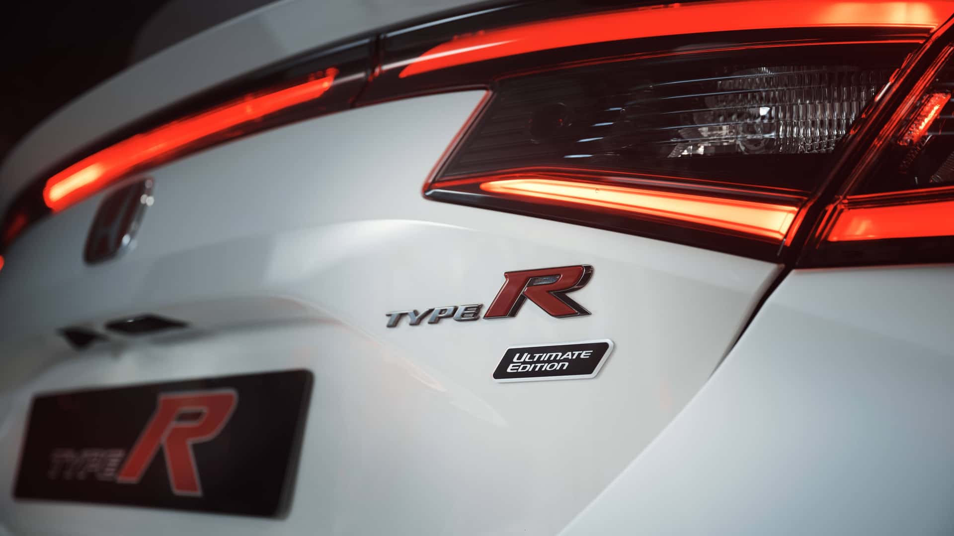 Honda Civic Type R nâng cấp nhiều đồ chơi để... khai tử tại một thị trường, khách Việt có thể tham khảo để biến xe của mình thêm cá tính- Ảnh 5.