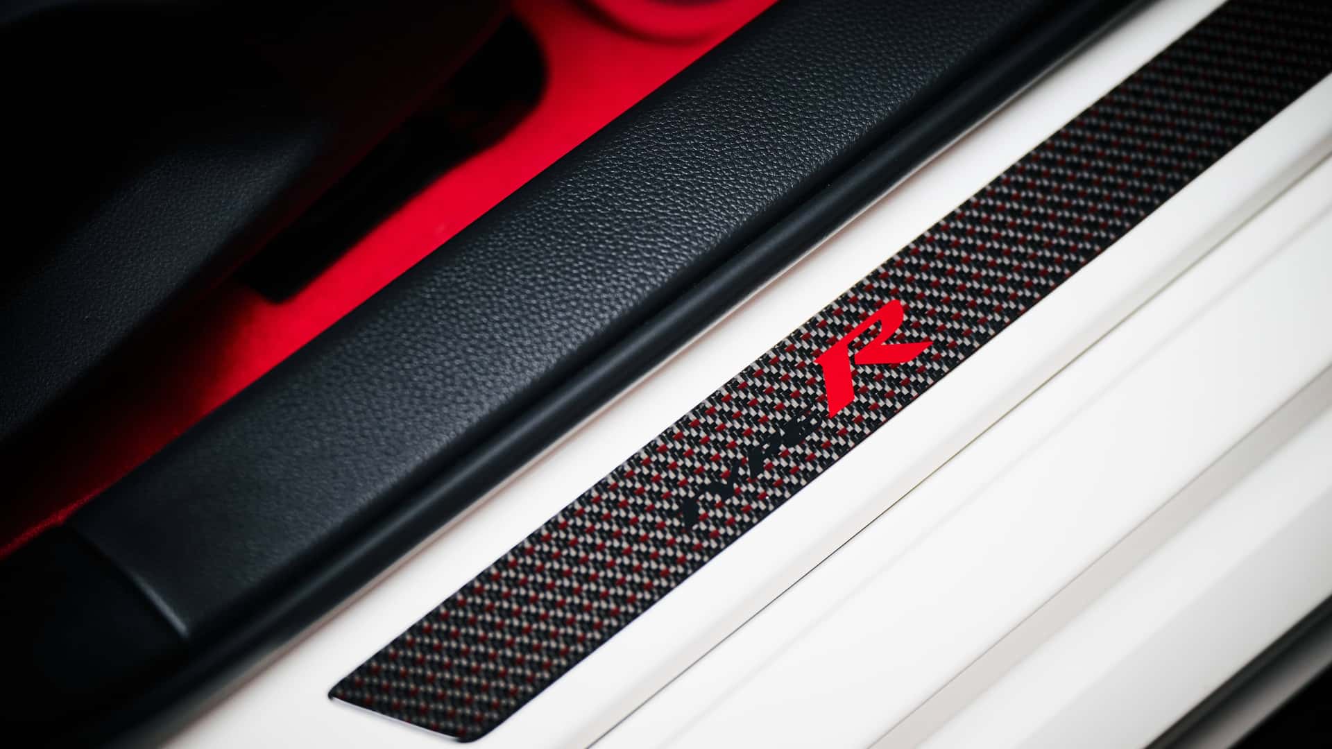 Honda Civic Type R nâng cấp nhiều đồ chơi để... khai tử tại một thị trường, khách Việt có thể tham khảo để biến xe của mình thêm cá tính- Ảnh 6.