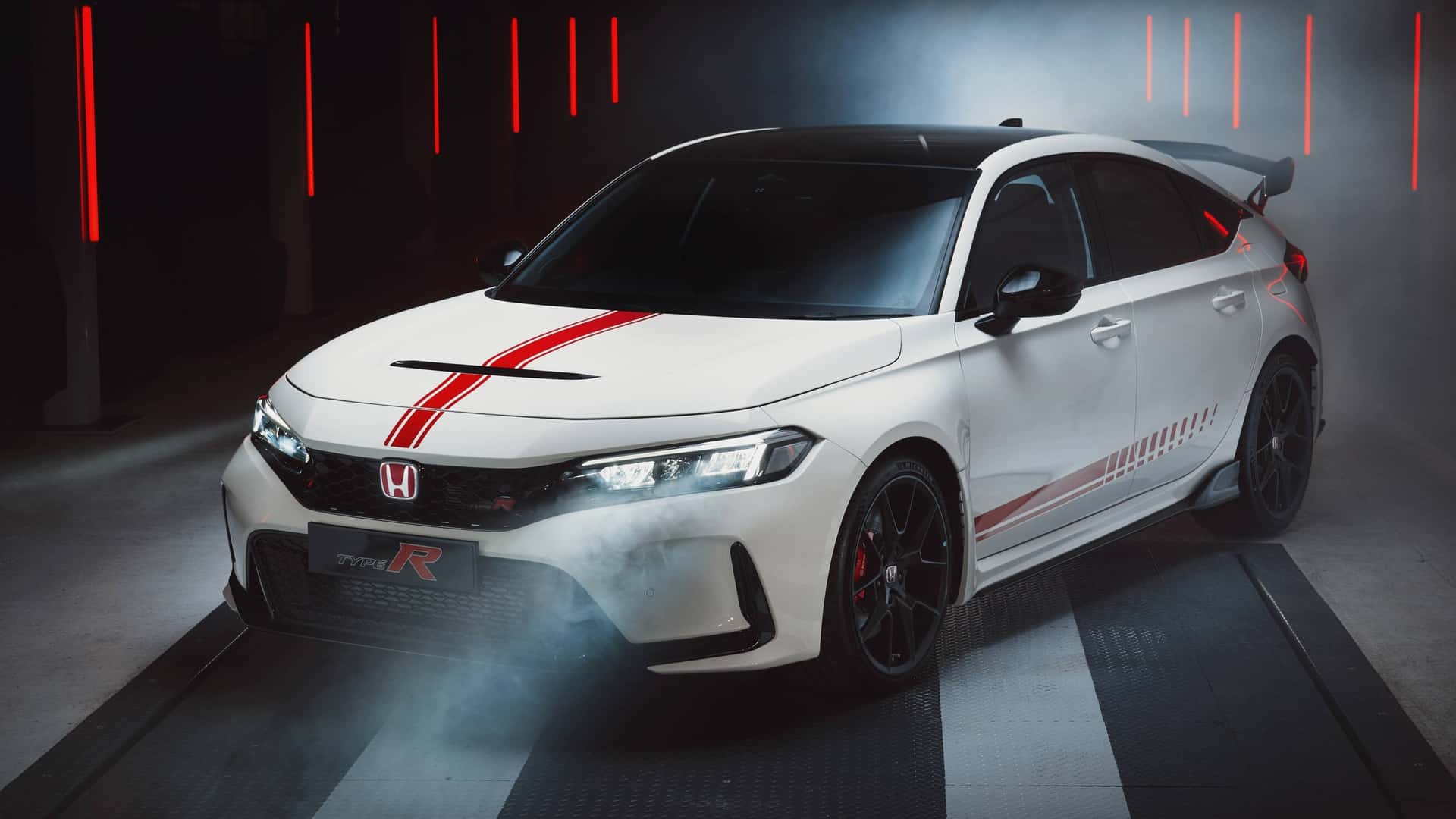Honda Civic Type R nâng cấp nhiều đồ chơi để... khai tử tại một thị trường, khách Việt có thể tham khảo để biến xe của mình thêm cá tính- Ảnh 2.
