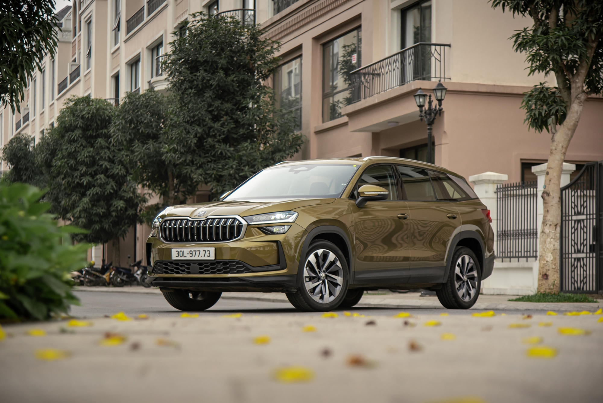 Gần 600km cầm lái Skoda Kodiaq 2025: Cảm giác lái khác biệt, treo thích ứng gây ‘nghiện’ nhưng vẫn có điểm cần khắc phục- Ảnh 5. Gần 600km cầm lái Skoda Kodiaq 2025: Cảm giác lái khác biệt, treo thích ứng gây ‘nghiện’ nhưng vẫn có điểm cần khắc phục- Ảnh 5.