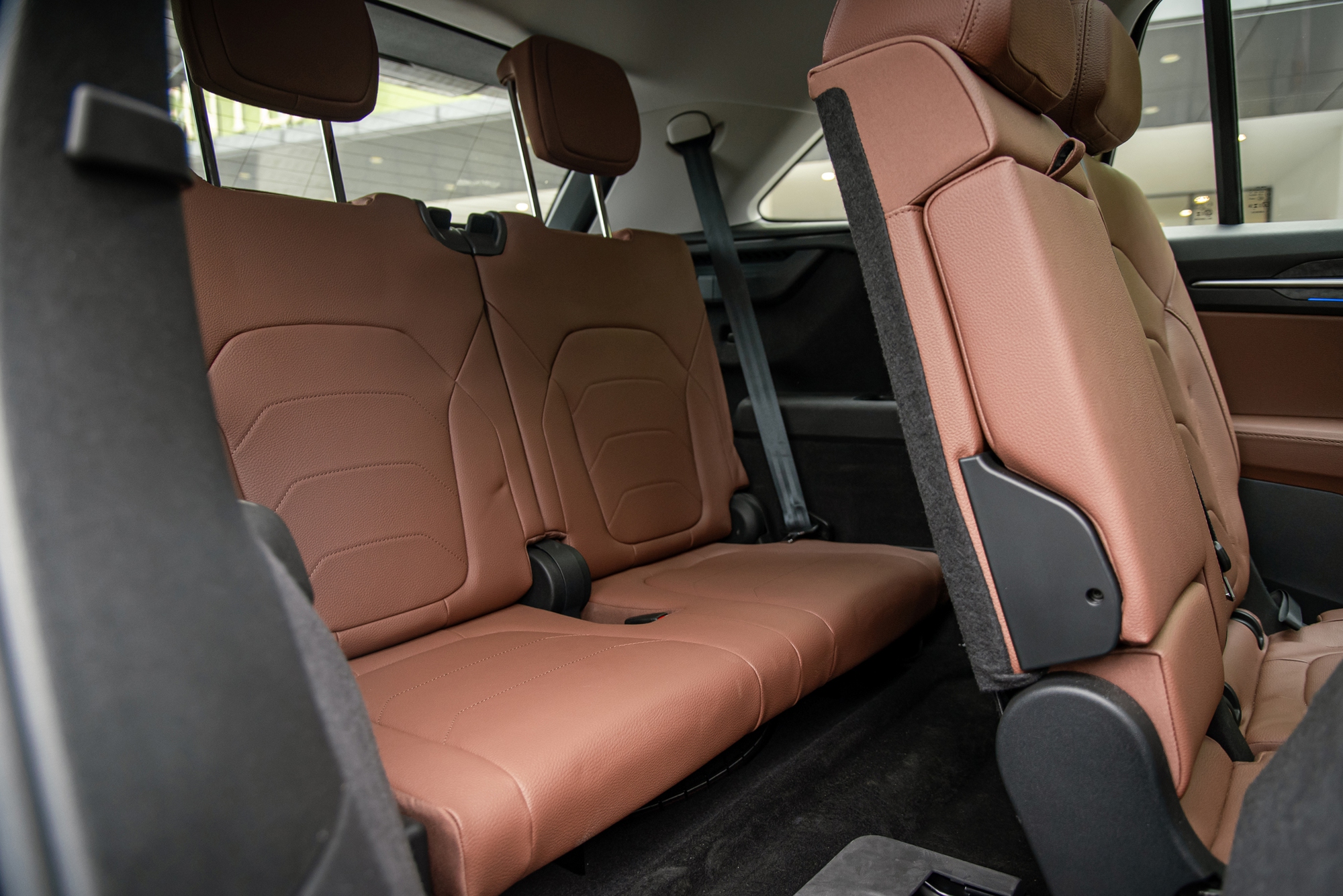 Gần 600km cầm lái Skoda Kodiaq 2025: Cảm giác lái khác biệt, treo thích ứng gây ‘nghiện’ nhưng vẫn có điểm cần khắc phục- Ảnh 29. Gần 600km cầm lái Skoda Kodiaq 2025: Cảm giác lái khác biệt, treo thích ứng gây ‘nghiện’ nhưng vẫn có điểm cần khắc phục- Ảnh 29.