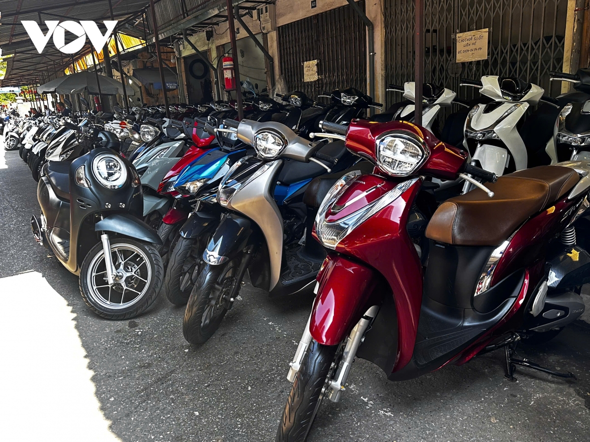Thị trường xe máy cũ, người bán nhiều hơn người mua- Ảnh 1. Thị trường xe máy cũ, người bán nhiều hơn người mua- Ảnh 1.