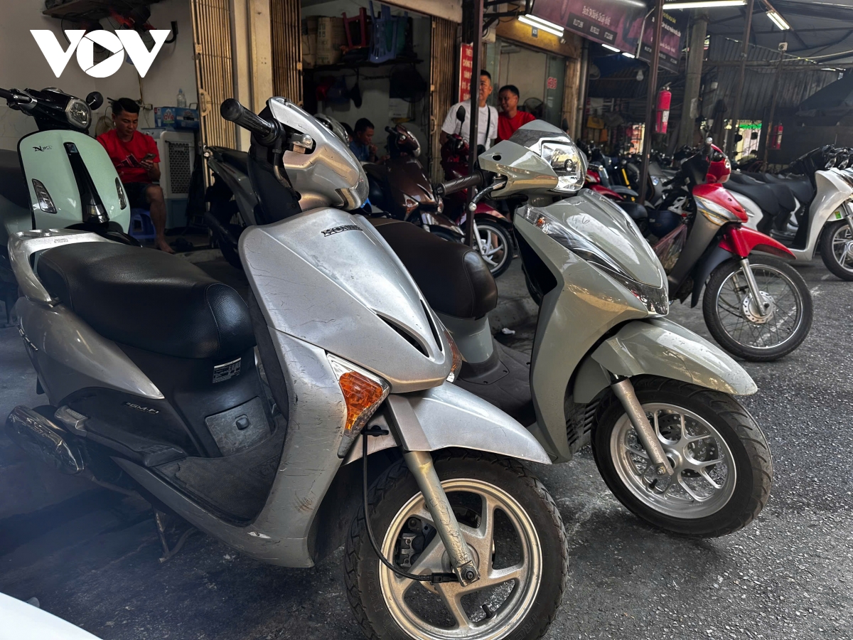 Thị trường xe máy cũ, người bán nhiều hơn người mua- Ảnh 2. Thị trường xe máy cũ, người bán nhiều hơn người mua- Ảnh 2.