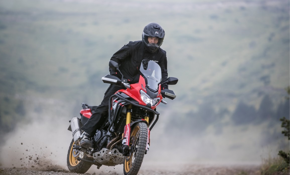 Sao chép thiết kế của nhà Honda, nhưng mẫu xe này có thể đi được 1.000 km khi đổ đầy bình- Ảnh 5.