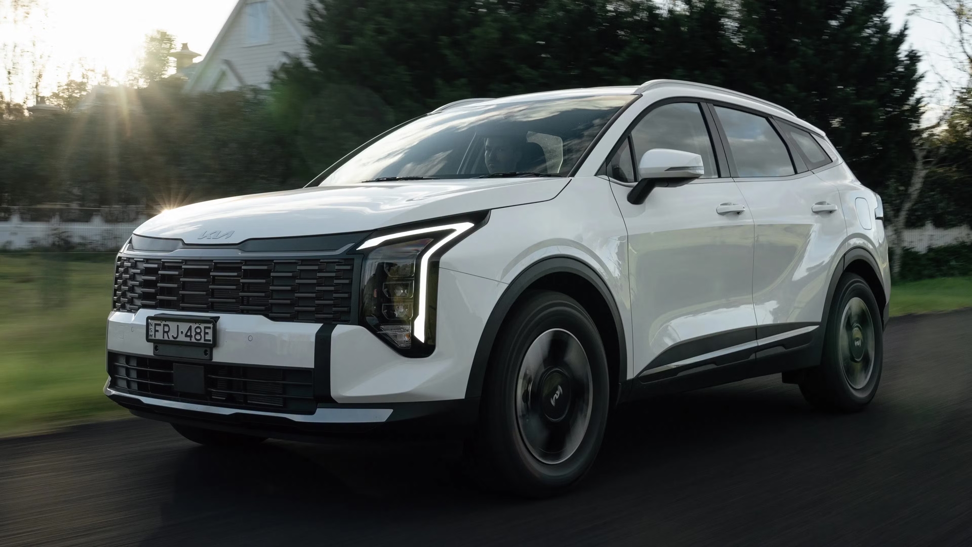 Một bản Kia Sportage máy xăng trước nguy cơ khai tử tại một thị trường, nguyên nhân có thể khiến người Việt đồng cảm- Ảnh 2. Một bản Kia Sportage máy xăng trước nguy cơ khai tử tại một thị trường, nguyên nhân có thể khiến người Việt đồng cảm- Ảnh 2.