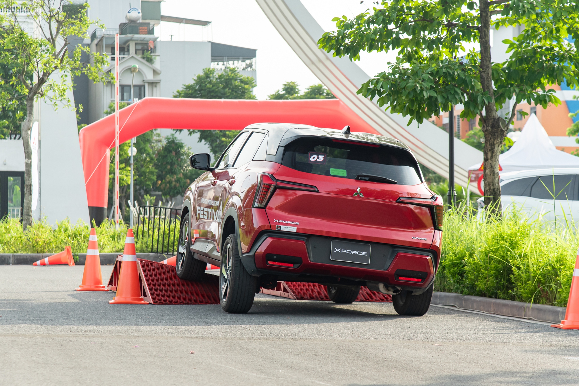 Vắt sức Mitsubishi Xforce leo dốc cao 8 mét và loạt bài thử ra trò, lại còn free tại Hà Nội- Ảnh 12.