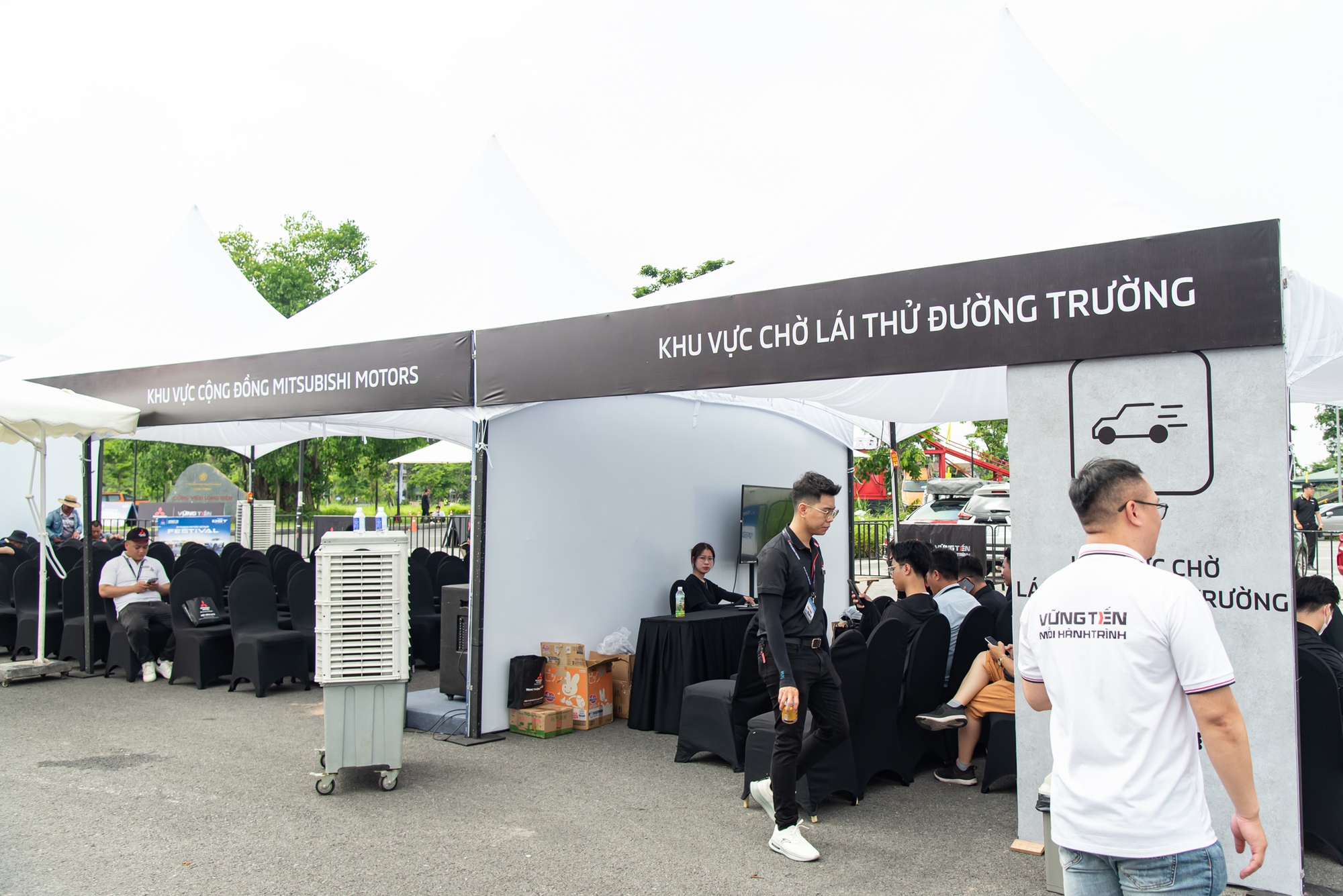 Vắt sức Mitsubishi Xforce leo dốc cao 8 mét và loạt bài thử ra trò, lại còn free tại Hà Nội- Ảnh 28.