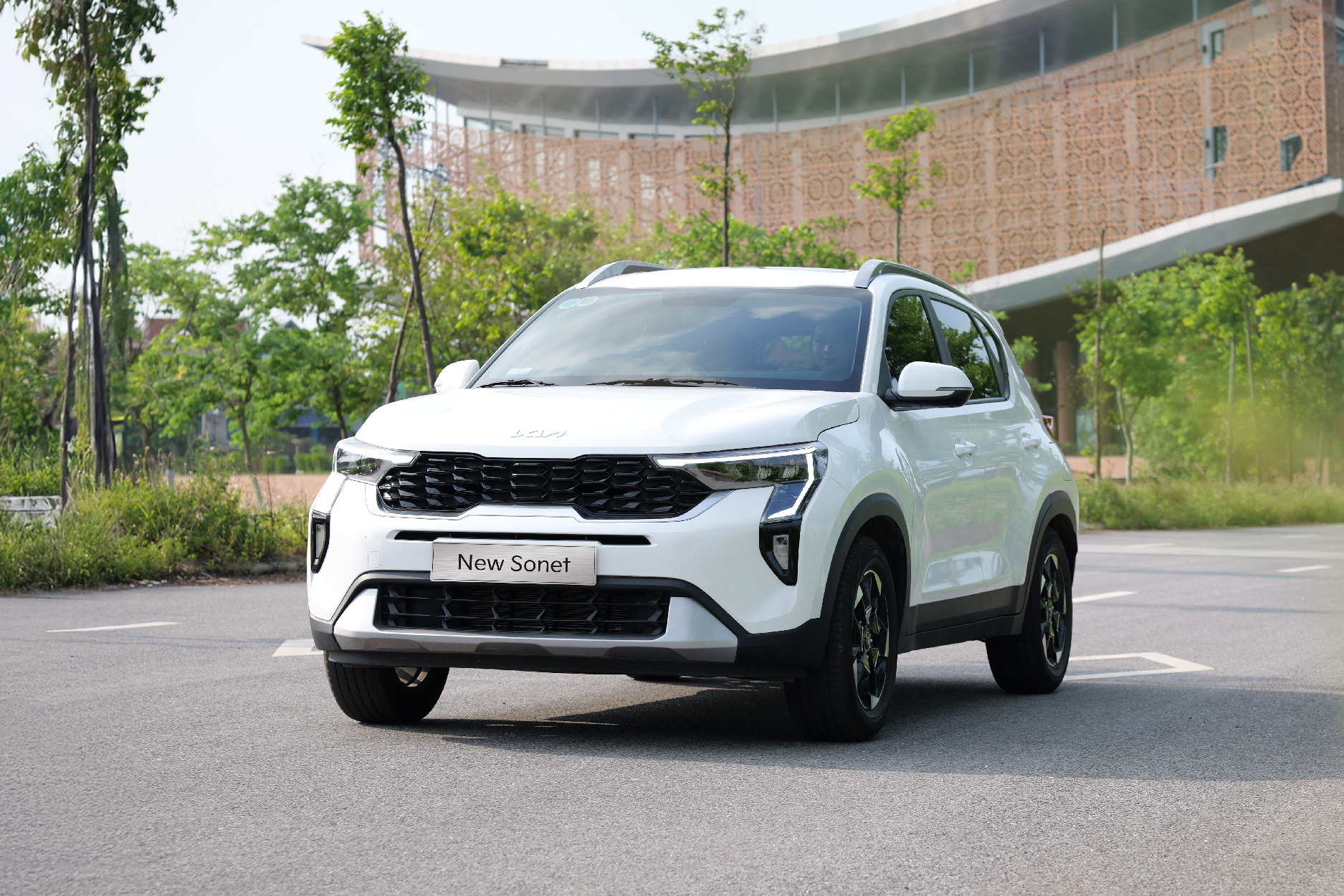 Kia ưu đãi đặc biệt lên đến 80 triệu đồng cùng nhiều quà tặng hấp dẫn- Ảnh 1. Kia ưu đãi đặc biệt lên đến 80 triệu đồng cùng nhiều quà tặng hấp dẫn- Ảnh 1.