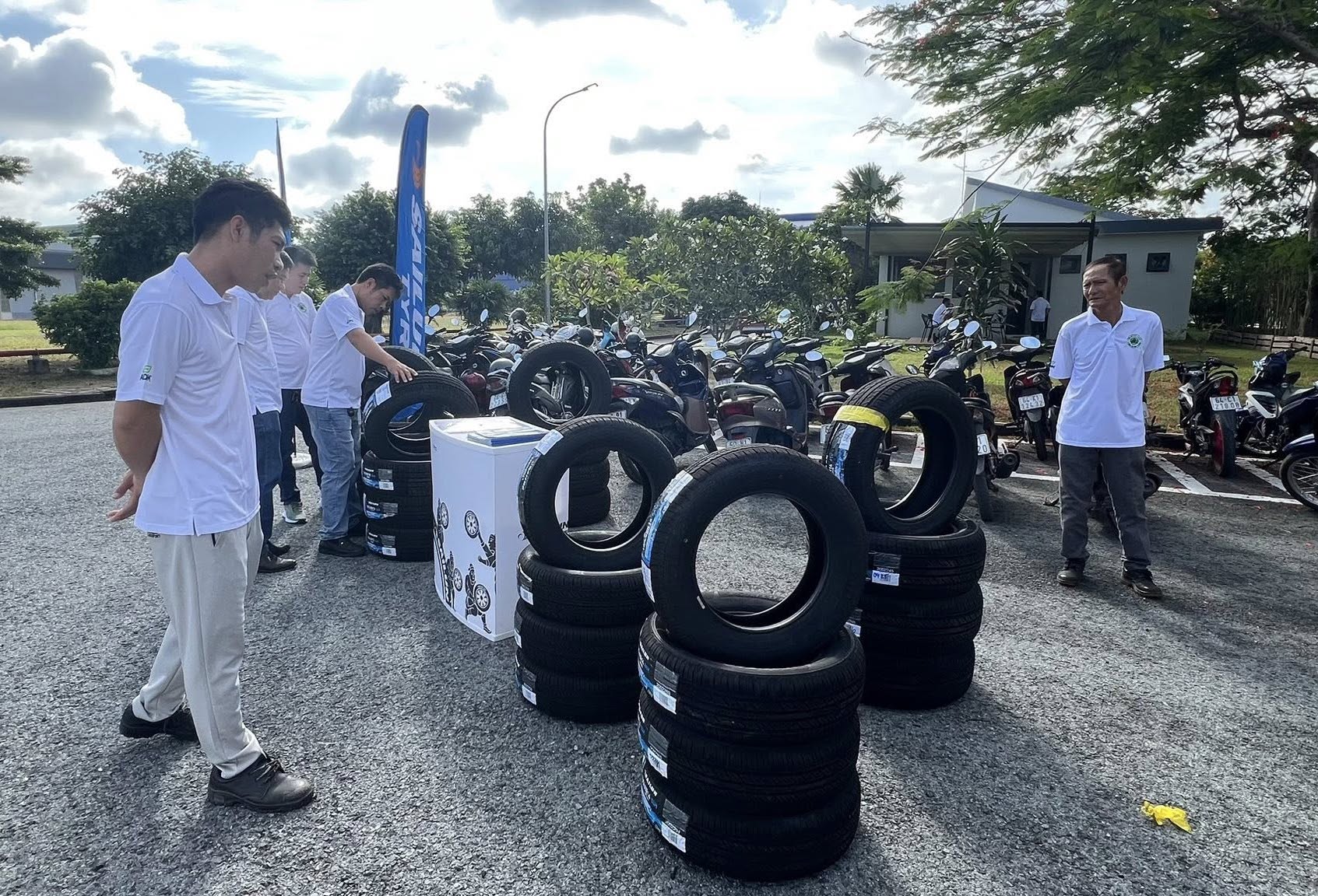 Sở hữu nhà máy lớn nhất thế giới đặt tại Việt Nam, Sailun ra mắt loại lốp xe dành riêng cho xe điện, khởi đầu với VinFast- Ảnh 1.