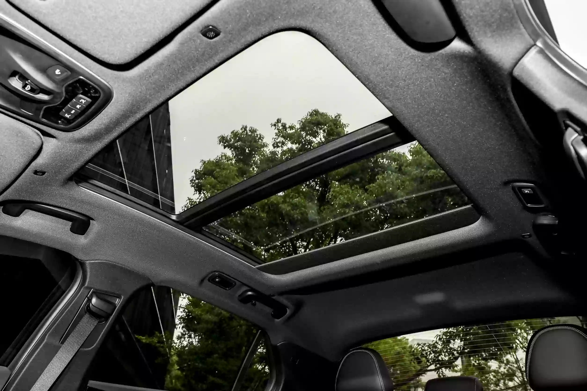 Lynk & Co 03 sắp có thêm bản rẻ hơn tại Việt Nam: Giá tạm tính hơn 700 triệu đồng, máy 1.5L turbo cạnh tranh Civic- Ảnh 12.