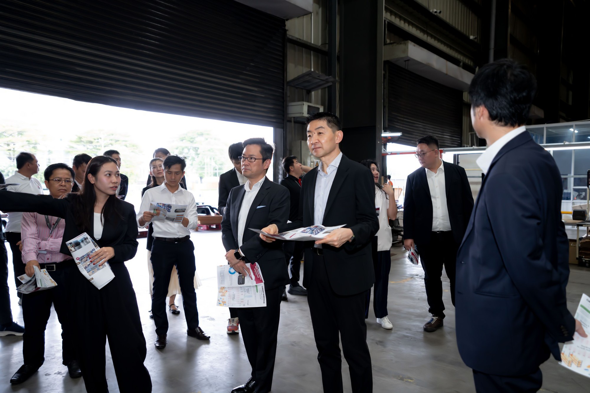 Từ nay, sửa chữa, bảo dưỡng xe Mitsubishi tại miền Nam sẽ tiện hơn rất nhiều: Kho phụ tùng mới rộng 3.500m2, tăng 60% sức chứa- Ảnh 2. Từ nay, sửa chữa, bảo dưỡng xe Mitsubishi tại miền Nam sẽ tiện hơn rất nhiều: Kho phụ tùng mới rộng 3.500m2, tăng 60% sức chứa- Ảnh 2.