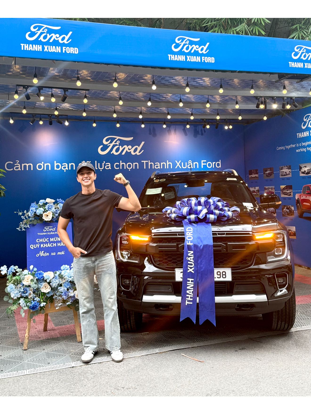 Diễn viên Bình An sắm Ford Everest dù đã dùng đủ 'Bim Mẹc', vừa nhận xe đã 'độ' ngay một chi tiết kiểu Raptor- Ảnh 2.