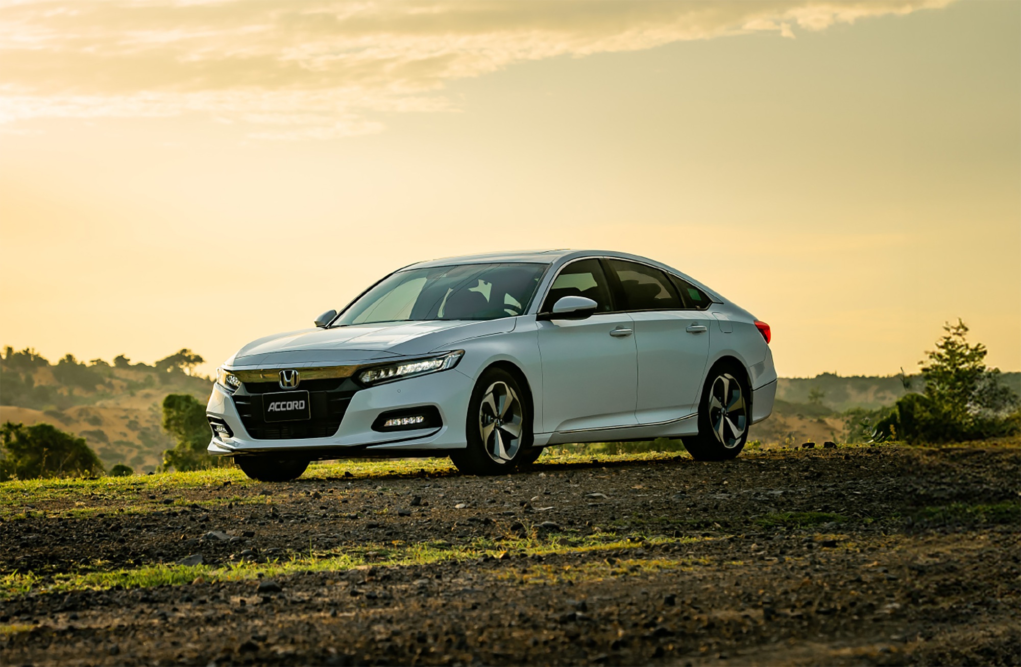 Loạt ô tô có doanh số ít nhất nửa đầu năm 2025: Civic Type R đứng nhất, 3/4 phân khúc sedan hạng D góp mặt- Ảnh 3. Loạt ô tô có doanh số ít nhất nửa đầu năm 2025: Civic Type R đứng nhất, 3/4 phân khúc sedan hạng D góp mặt- Ảnh 3.