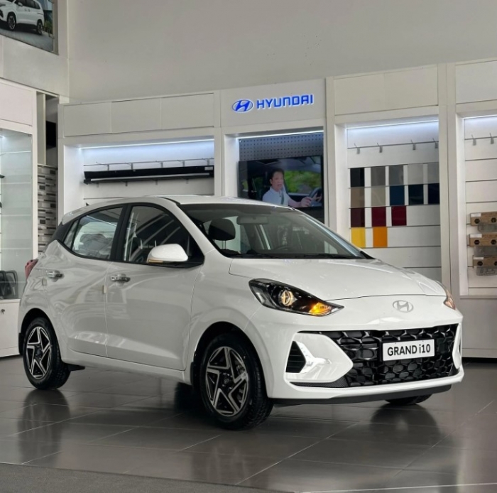Những chiếc xe khiến đối thủ 'chán luôn' nửa đầu năm 2025: VF 5, Camry chiếm hơn 80% phân khúc, Everest tiếp tục 'lên hương' song cần dè chừng hiệu ứng 'Santa Fe dưới 900 triệu'- Ảnh 2. Những chiếc xe khiến đối thủ 'chán luôn' nửa đầu năm 2025: VF 5, Camry chiếm hơn 80% phân khúc, Everest tiếp tục 'lên hương' song cần dè chừng hiệu ứng 'Santa Fe dưới 900 triệu'- Ảnh 2.