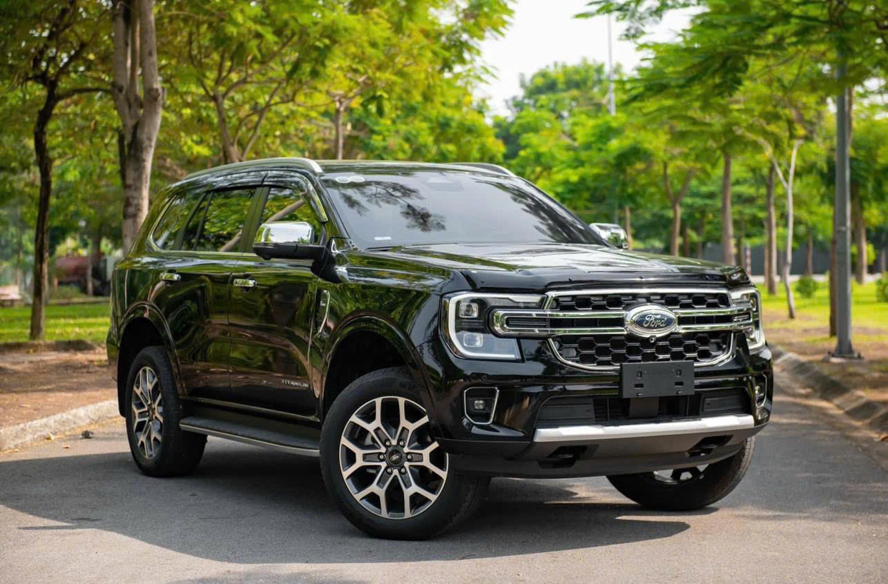 Những chiếc xe khiến đối thủ 'chán luôn' nửa đầu năm 2025: VF 5, Camry chiếm hơn 80% phân khúc, Everest tiếp tục 'lên hương' song cần dè chừng hiệu ứng 'Santa Fe dưới 900 triệu'- Ảnh 10. Những chiếc xe khiến đối thủ 'chán luôn' nửa đầu năm 2025: VF 5, Camry chiếm hơn 80% phân khúc, Everest tiếp tục 'lên hương' song cần dè chừng hiệu ứng 'Santa Fe dưới 900 triệu'- Ảnh 10.