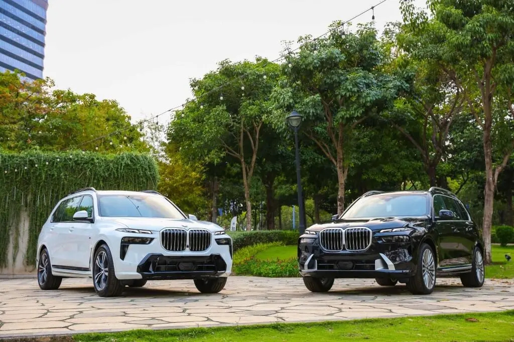 BMW X7 2025 dễ về Việt Nam năm nay với 'full' ADAS cạnh tranh GLS, mẫu hiện bán giảm giá còn chỉ hơn 4,7 tỷ đồng- Ảnh 3. BMW X7 2025 dễ về Việt Nam năm nay với 'full' ADAS cạnh tranh GLS, mẫu hiện bán giảm giá còn chỉ hơn 4,7 tỷ đồng- Ảnh 3.