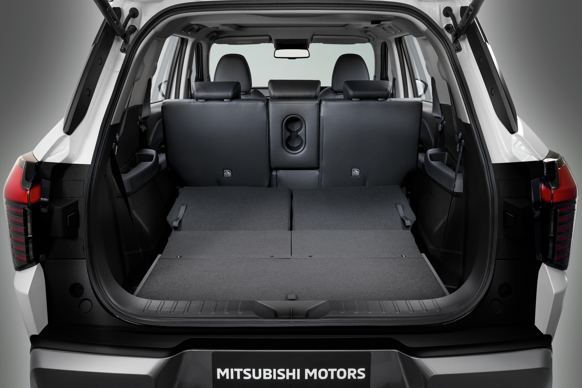 Mitsubishi Destinator ra mắt: Máy xăng 1.5L tăng áp mạnh 161 mã lực, có ADAS, sẽ hot khi về Việt Nam- Ảnh 21.