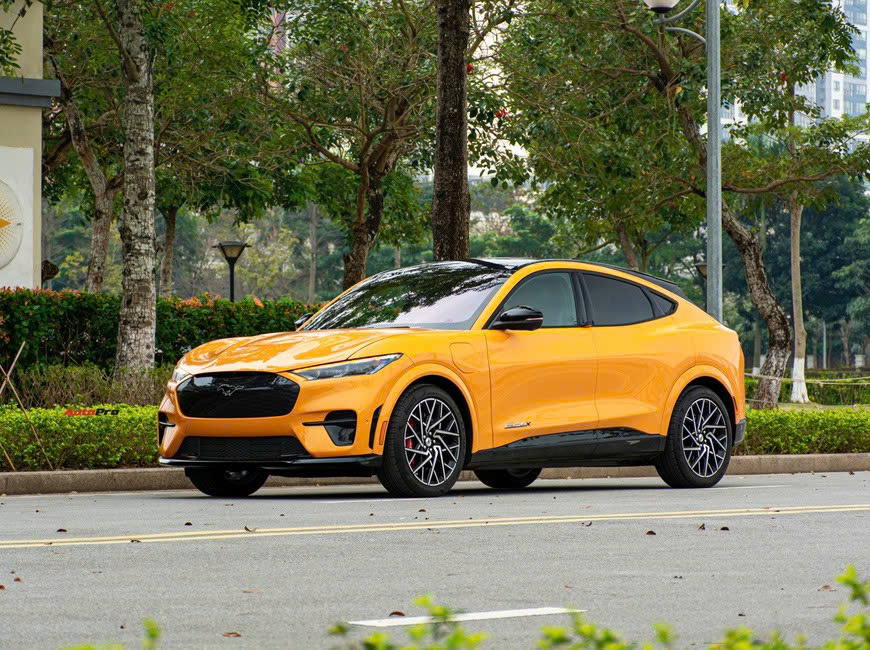Ford Mustang Mach-E bất ngờ chốt lịch ra mắt Việt Nam ngày 15/8: SUV thuần điện mạnh 480 mã lực, chạy Hà Nội - Hạ Long khứ hồi không cần sạc- Ảnh 3.