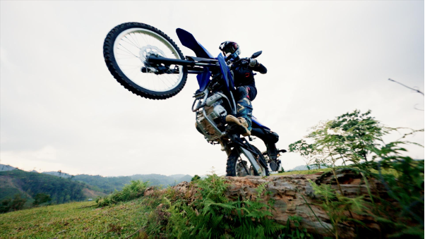 Từ "kẻ ngoại lệ" trở thành biker - Hành trình khó tin được thể hiện qua một bộ phim ngắn- Ảnh 3.