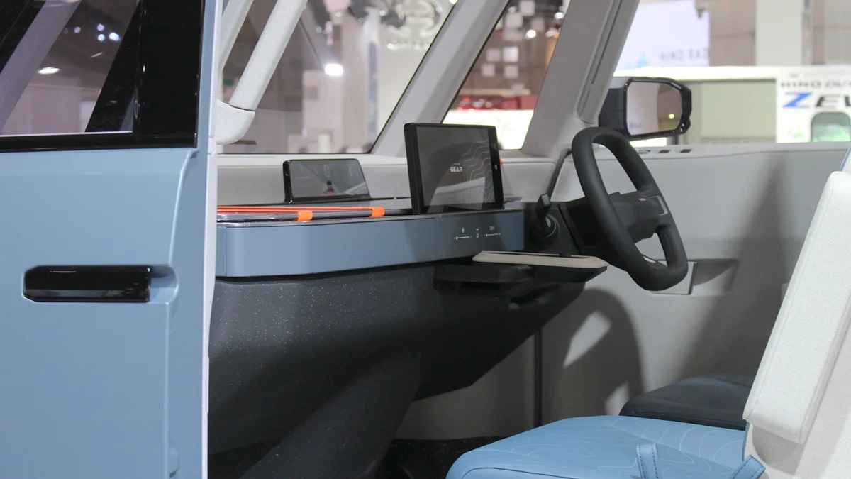Toyota sắp ra mắt xe mới đấu Kia Carnival: Có thể mượn kiểu thiết kế góc cạnh của Land Cruiser, cửa lùa, cấu hình 6-8 chỗ- Ảnh 7.