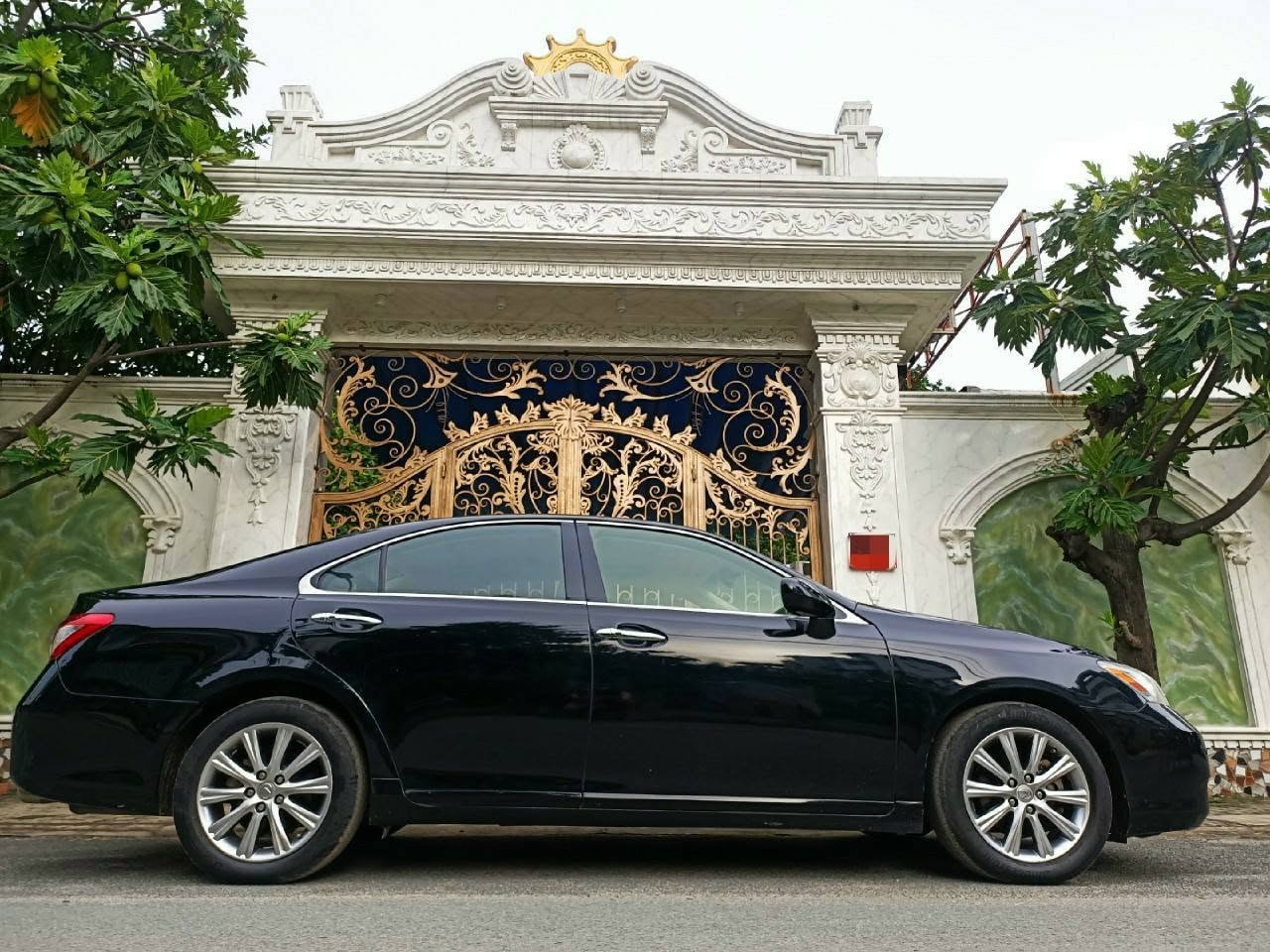 Lexus ES 350 2009 rao rẻ 'như Hyundai-Kia', người bán chia sẻ: Mua mới hơn 3 tỷ, chủ cũ 'giữ gìn chăm sóc rất kỹ'- Ảnh 6. Lexus ES 350 2009 rao rẻ 'như Hyundai-Kia', người bán chia sẻ: Mua mới hơn 3 tỷ, chủ cũ 'giữ gìn chăm sóc rất kỹ'- Ảnh 6.