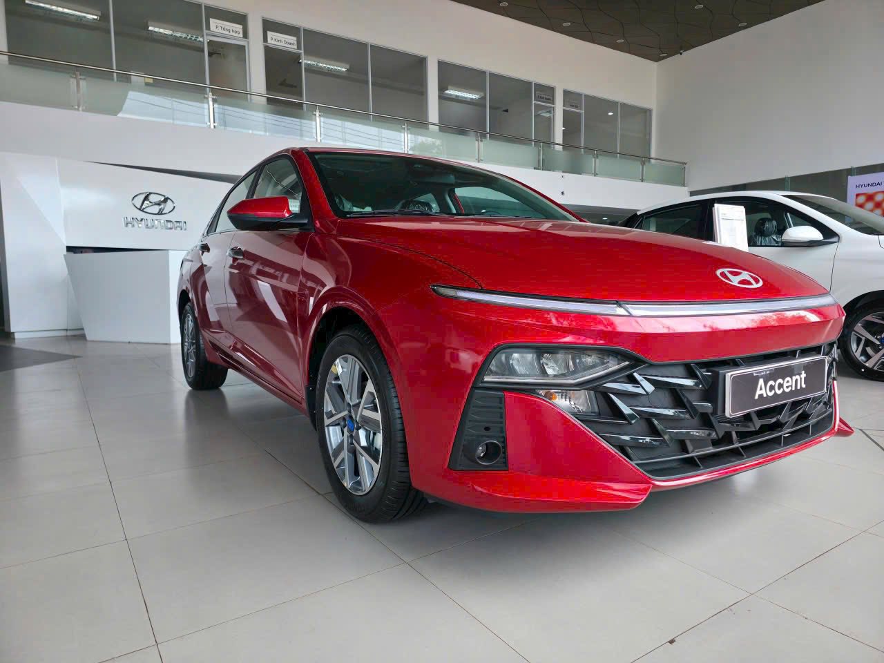 Hyundai Accent ‘tồn kho’ giảm 79 triệu tại đại lý: Bản 'full' rẻ ngang Vios bản giữa nhưng lời hơn hẳn gói ADAS- Ảnh 5.
