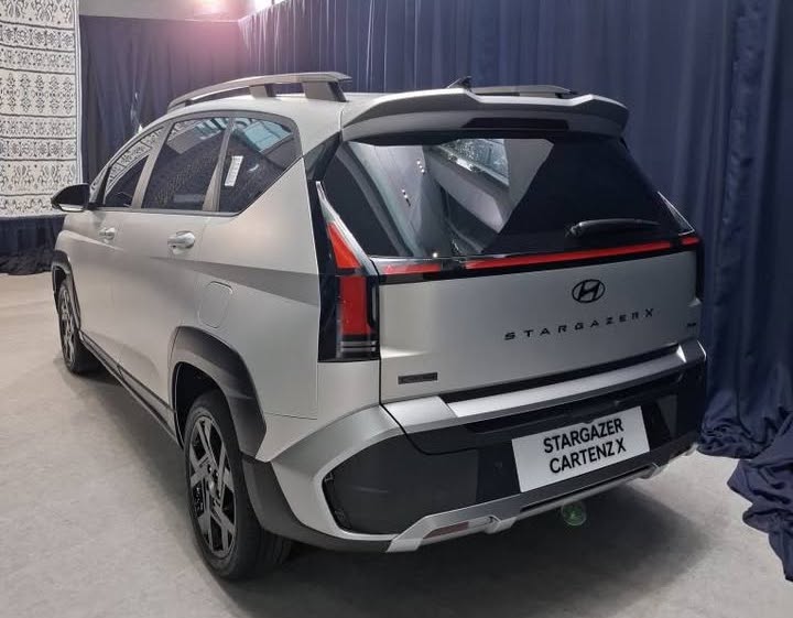 Hyundai Stargazer 2025 ra mắt ĐNÁ: Giá quy đổi từ 433 triệu đồng, thiết kế tinh chỉnh, thêm trang bị chưa có ở Việt Nam- Ảnh 8. Hyundai Stargazer 2025 ra mắt ĐNÁ: Giá quy đổi từ 433 triệu đồng, thiết kế tinh chỉnh, thêm trang bị chưa có ở Việt Nam- Ảnh 8.