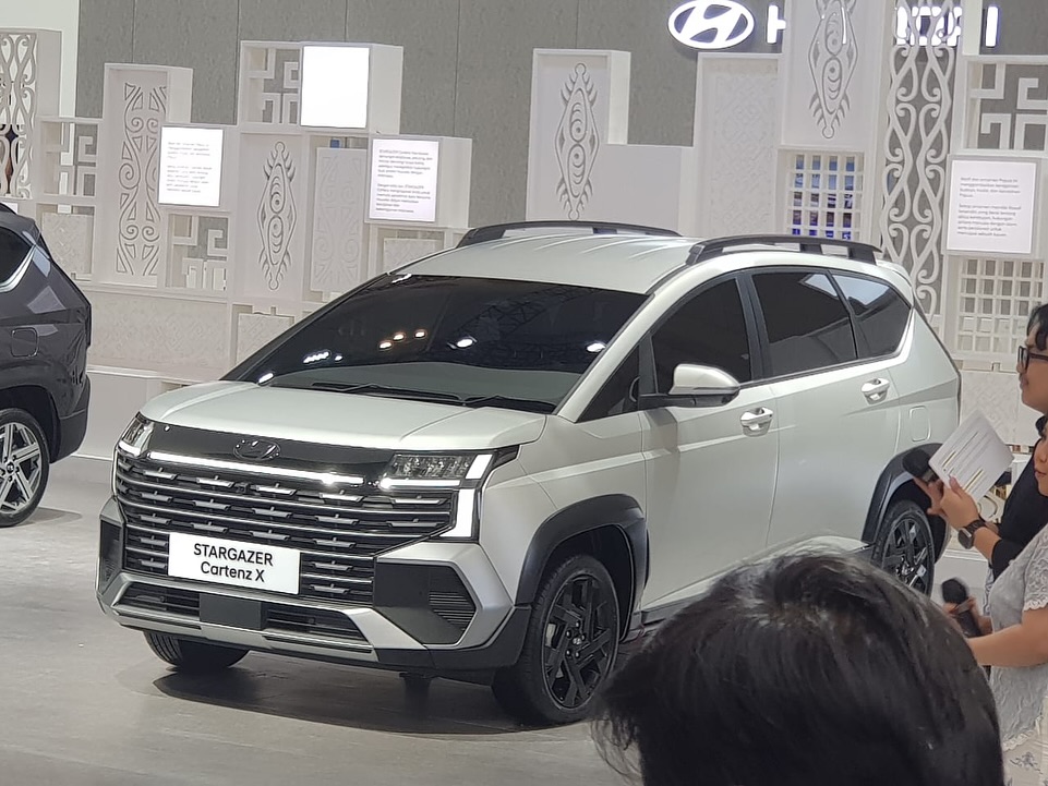 Hyundai Stargazer 2025 ra mắt ĐNÁ: Giá quy đổi từ 433 triệu đồng, thiết kế tinh chỉnh, thêm trang bị chưa có ở Việt Nam- Ảnh 4. Hyundai Stargazer 2025 ra mắt ĐNÁ: Giá quy đổi từ 433 triệu đồng, thiết kế tinh chỉnh, thêm trang bị chưa có ở Việt Nam- Ảnh 4.