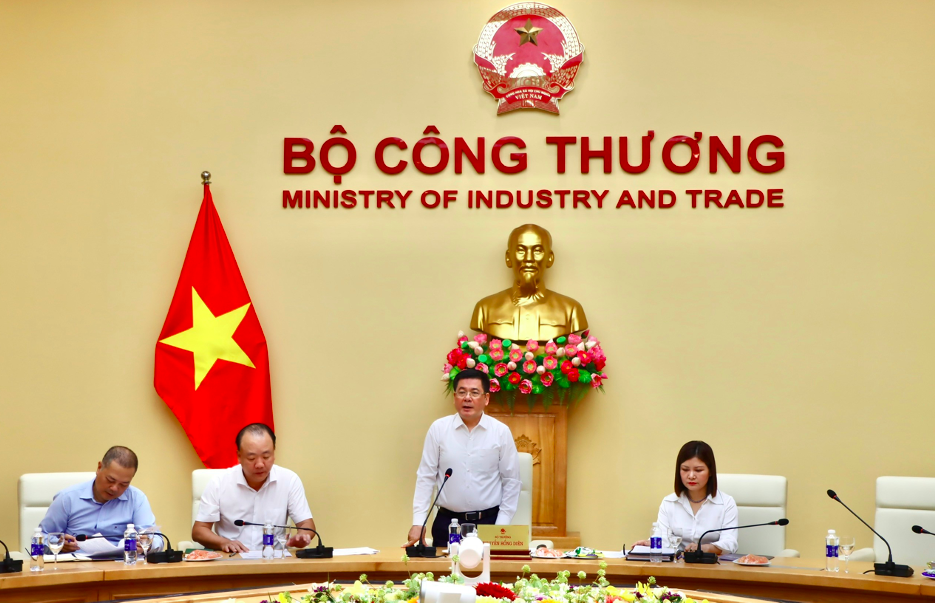 Đề xuất sử dụng xăng E10 từ đầu năm 2026- Ảnh 1.