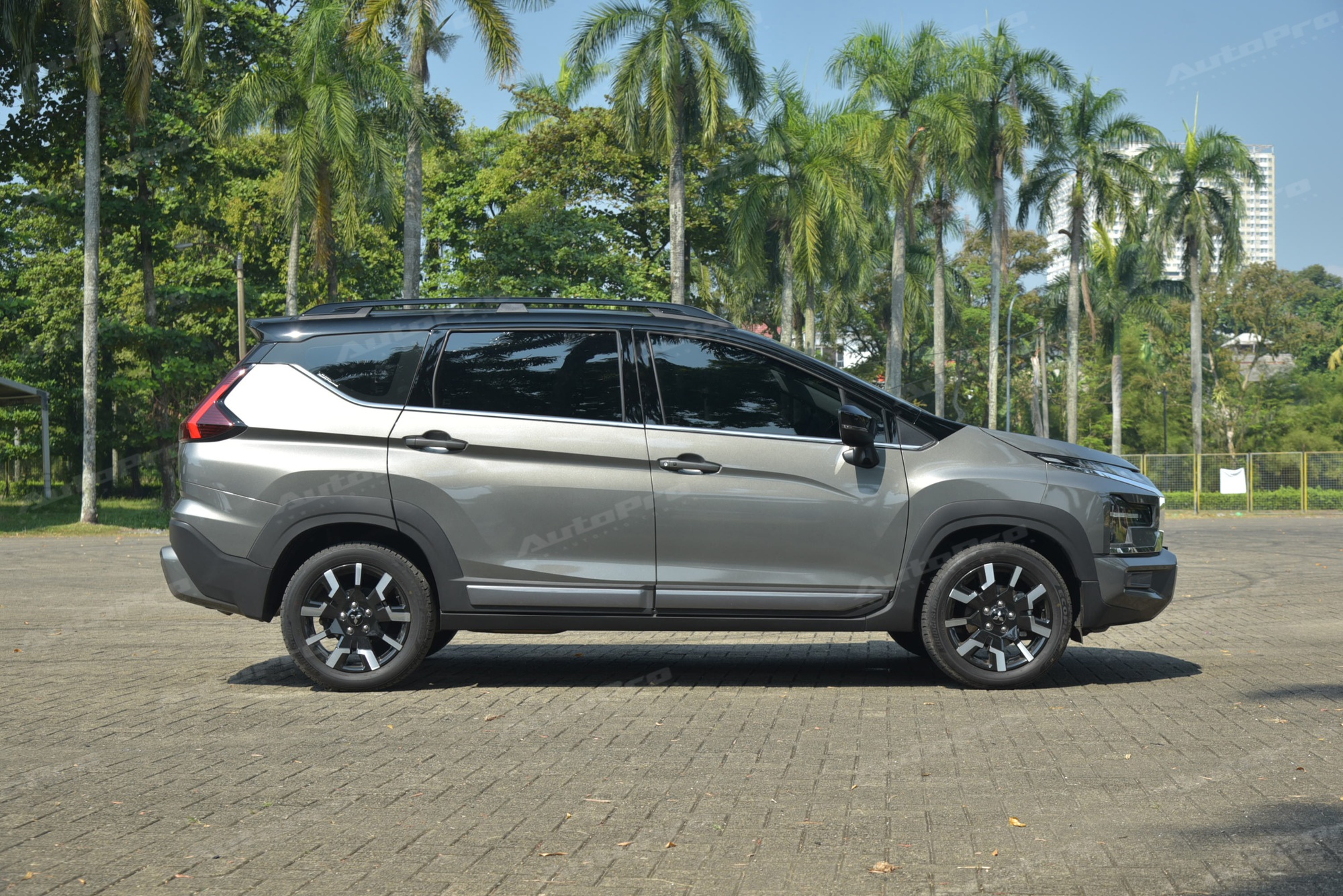 Sờ tận tay Mitsubishi Xpander mới sắp ra mắt Việt Nam ‘vào tháng 9’: Thiết kế tinh chỉnh nhẹ, màn hình lớn hơn, thêm túi khí, vẫn ‘vắng bóng’ ADAS- Ảnh 15.