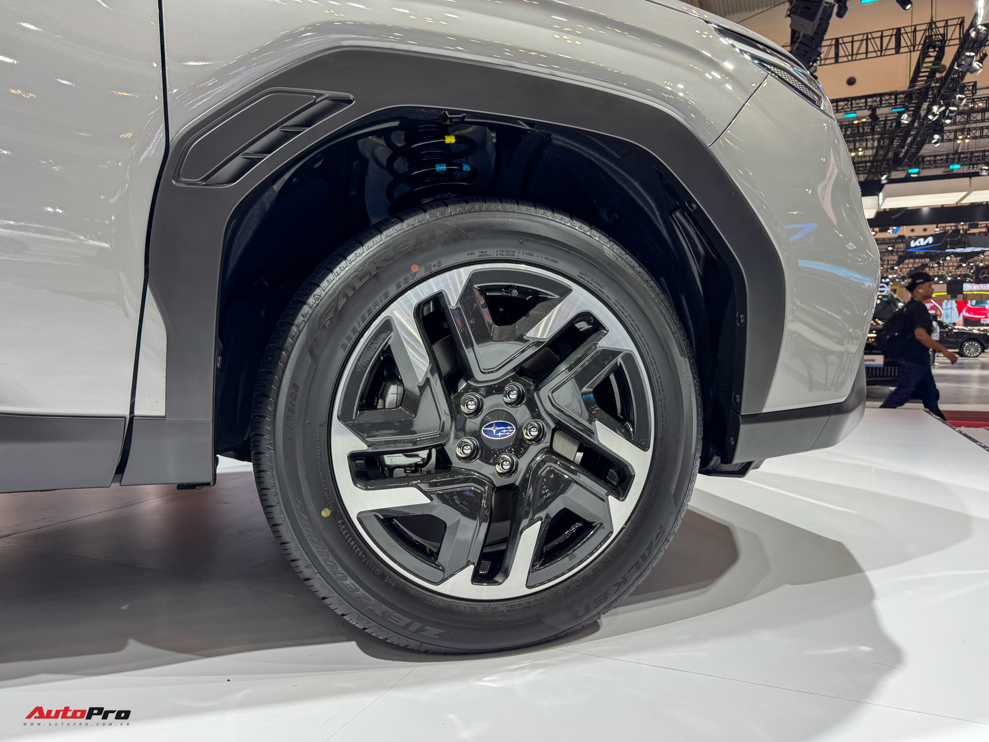 Subaru Forester 2025 lần đầu ra mắt Đông Nam Á: Giá quy đổi gần 1,2 tỷ, tăng khả năng về VN đấu CX-5, CR-V- Ảnh 8.