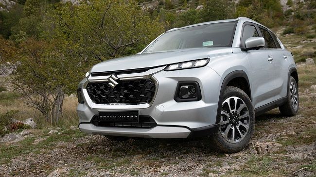 Suzuki Escudo - Đối thủ của Xforce, Creta, ra mắt tháng 9, phát triển từ mẫu xe có tên gọi quen thuộc với người Việt- Ảnh 7. Suzuki Escudo - Đối thủ của Xforce, Creta, ra mắt tháng 9, phát triển từ mẫu xe có tên gọi quen thuộc với người Việt- Ảnh 7.
