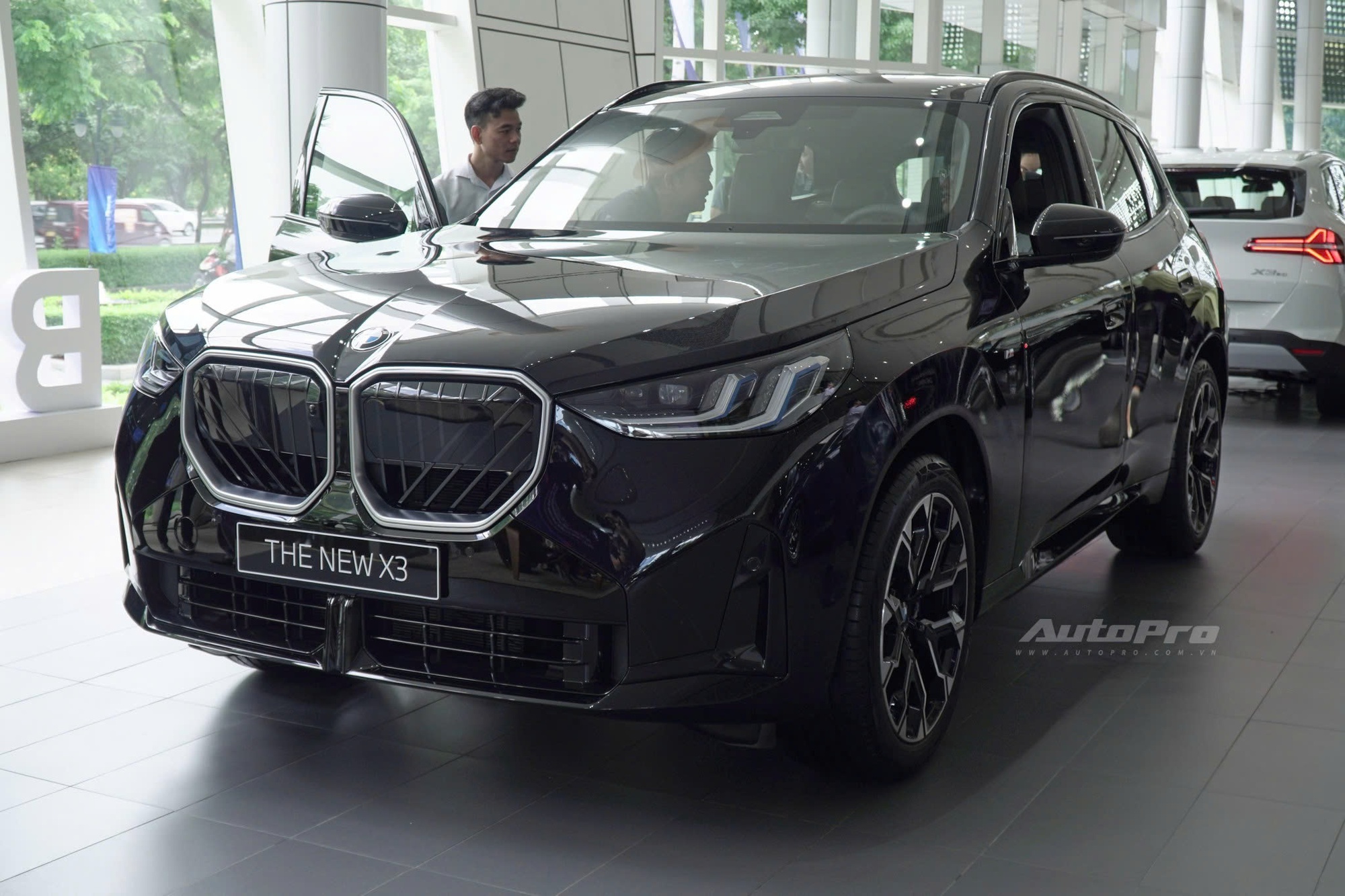 BMW X3 tăng giá hơn 300 triệu đồng nhưng vẫn rẻ hơn GLC 300, thêm cảnh báo điểm mù- Ảnh 5.