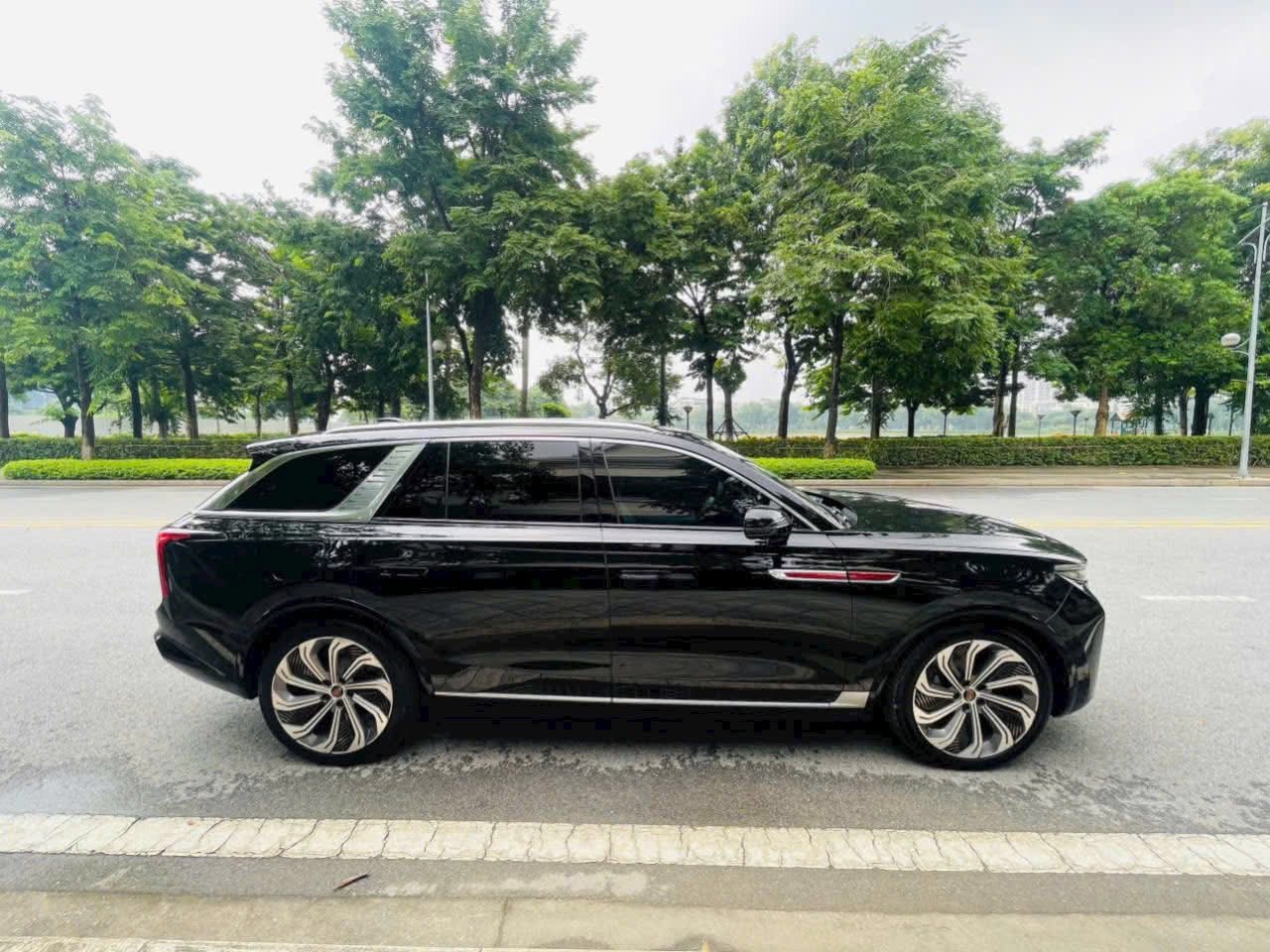Chủ nhân chiếc Hongqi E-HS9 này ‘đánh rơi’ gần 2 tỷ đồng chỉ sau 2 năm sử dụng: ‘Rớt giá’ nhanh hơn xe Đức cùng đời, đi được 510km/lần sạc- Ảnh 2.