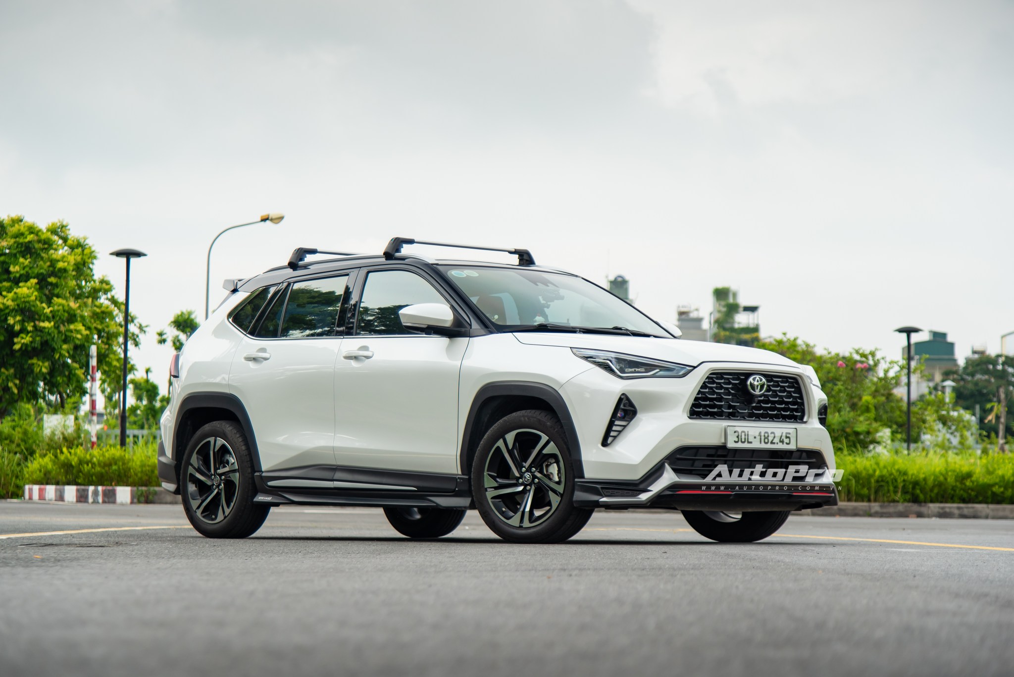 Đổi xe lái thử, hai chủ xe Mitsubishi Xforce và Toyota Yaris Cross bóc tách nhiều điểm khác biệt mà thông số không thể hiện được- Ảnh 5. Đổi xe lái thử, hai chủ xe Mitsubishi Xforce và Toyota Yaris Cross bóc tách nhiều điểm khác biệt mà thông số không thể hiện được- Ảnh 5.