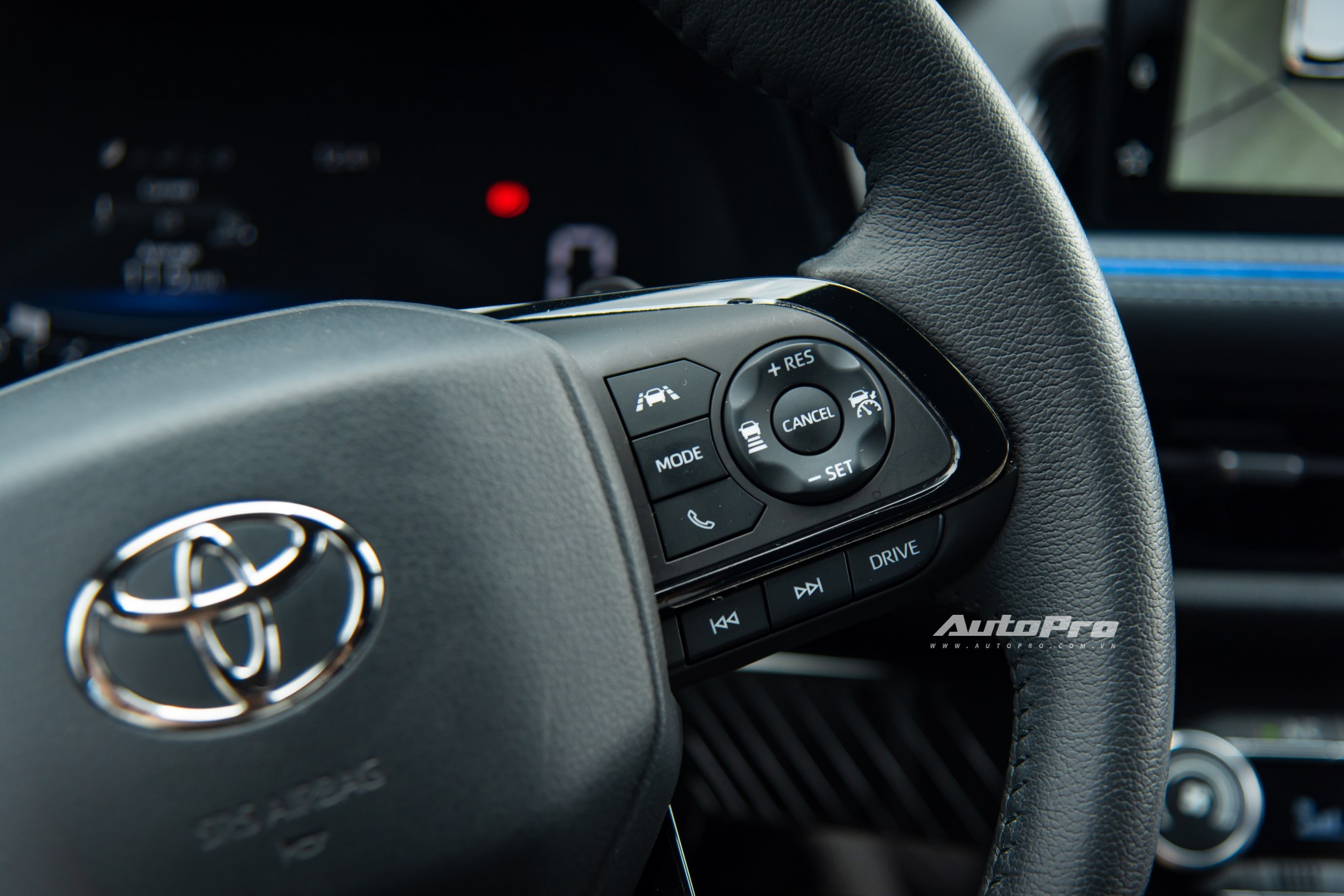 Đổi xe lái thử, hai chủ xe Mitsubishi Xforce và Toyota Yaris Cross bóc tách nhiều điểm khác biệt mà thông số không thể hiện được- Ảnh 38.