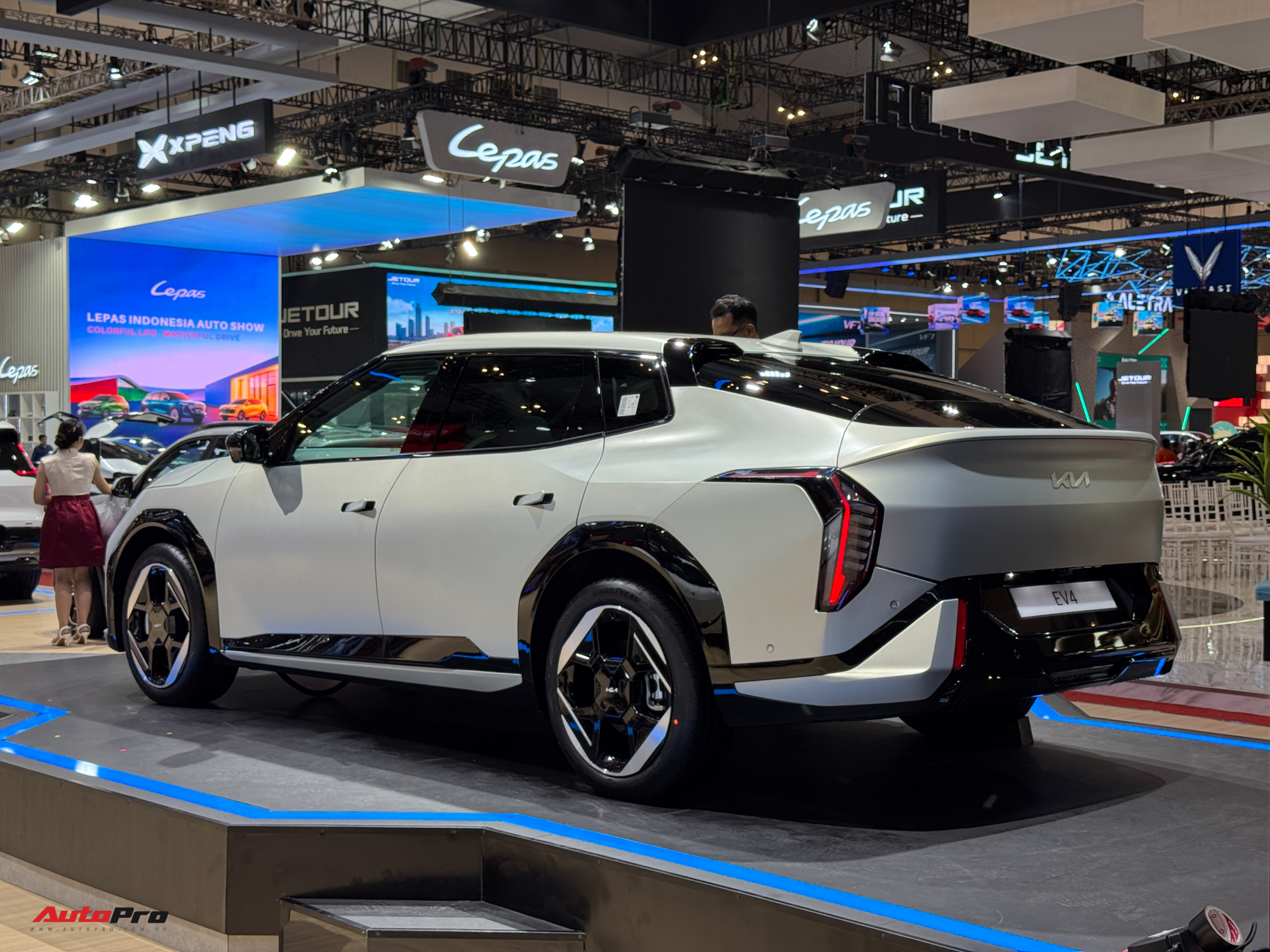 Kia EV4 ra mắt Đông Nam Á: Chạy tối đa 630km/sạc, nếu về Việt Nam đủ chạy từ Hà Nội tới Quảng Trị- Ảnh 3.